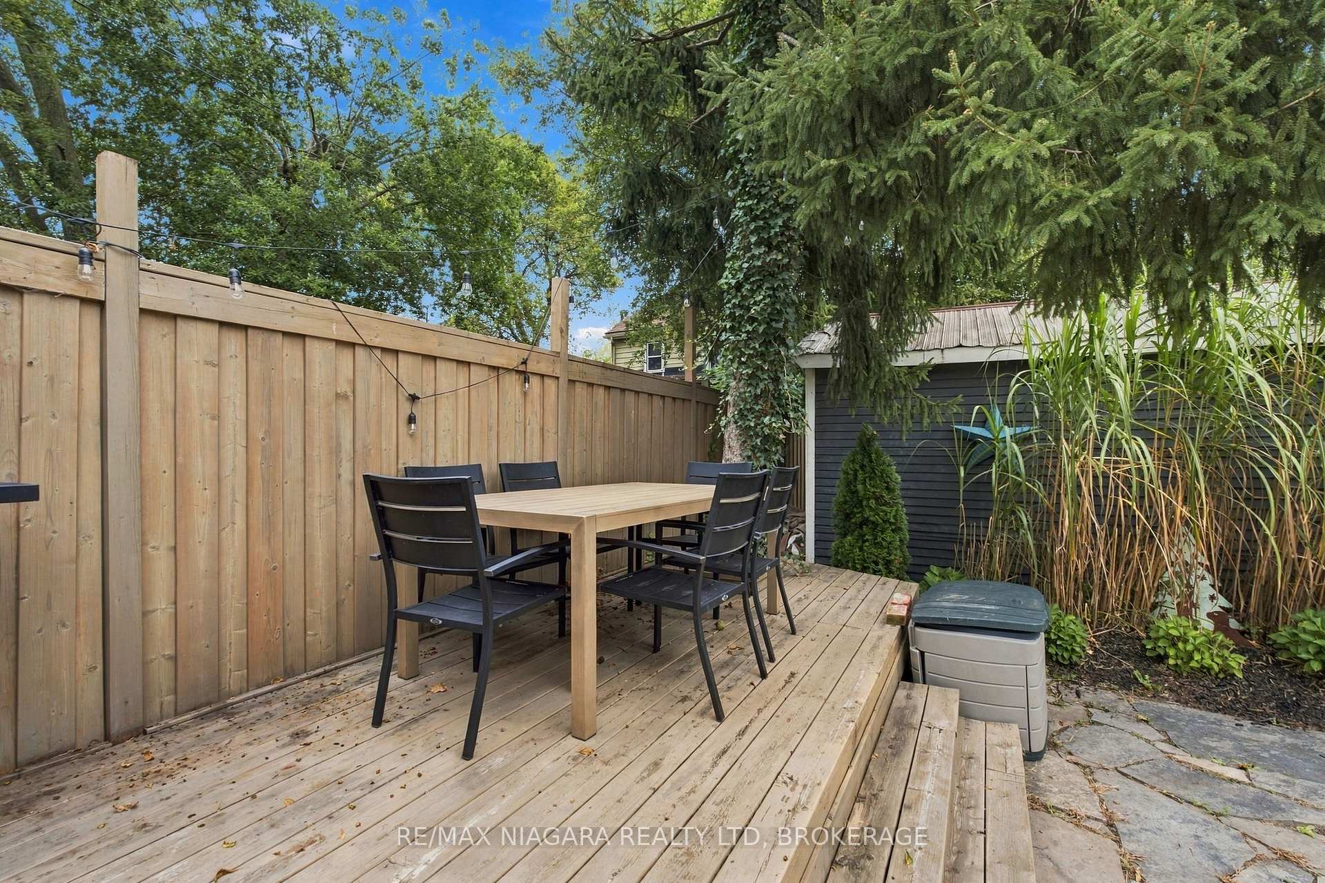 Photo 25 of 4895 Crysler Avenue, Niagara Falls, Downtown — HOMEH
