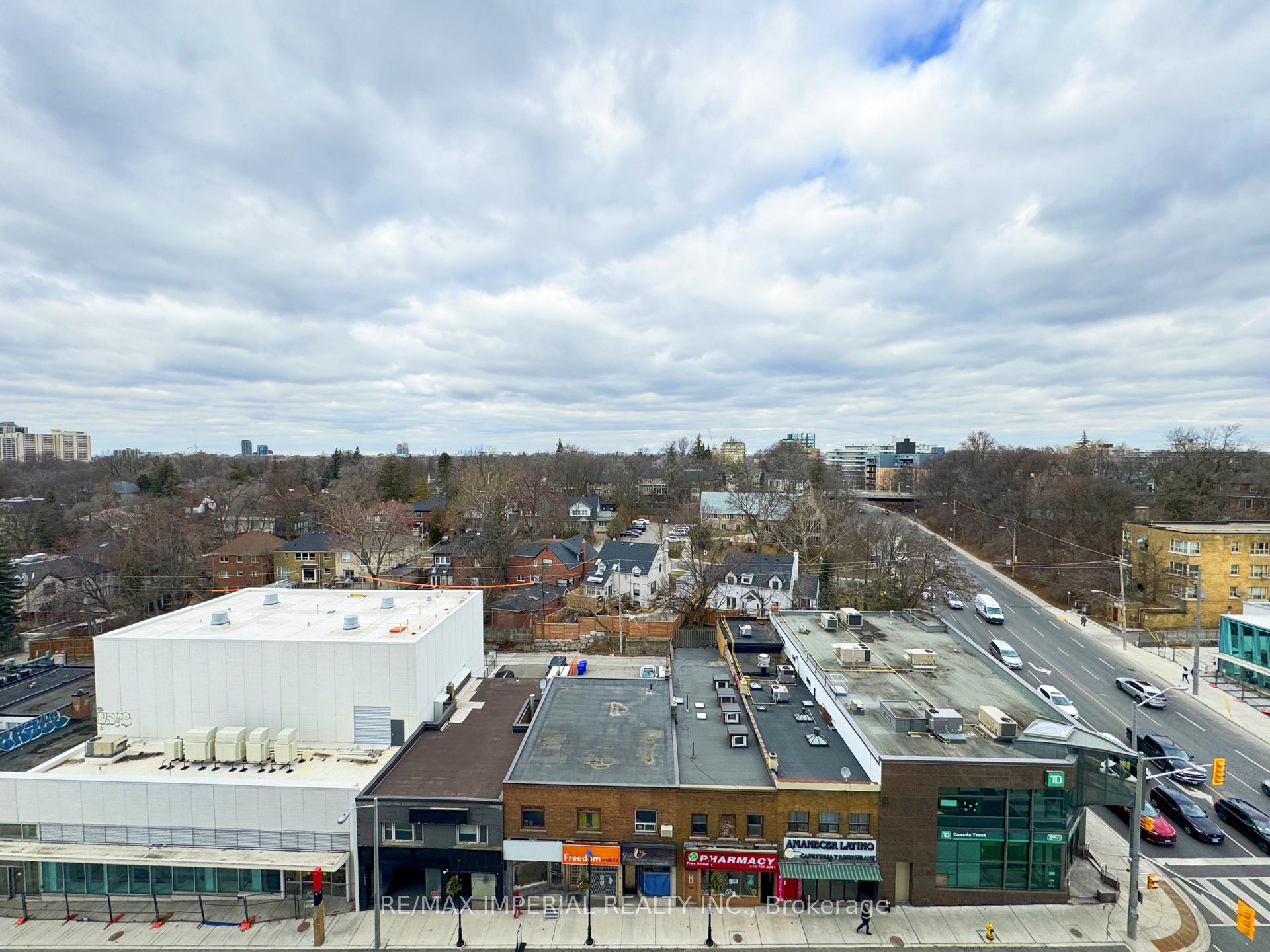 Photo 6 of Unit 1005, 2020 Bathurst Street, Toronto, Humewood-Cedarvale — HOMEH