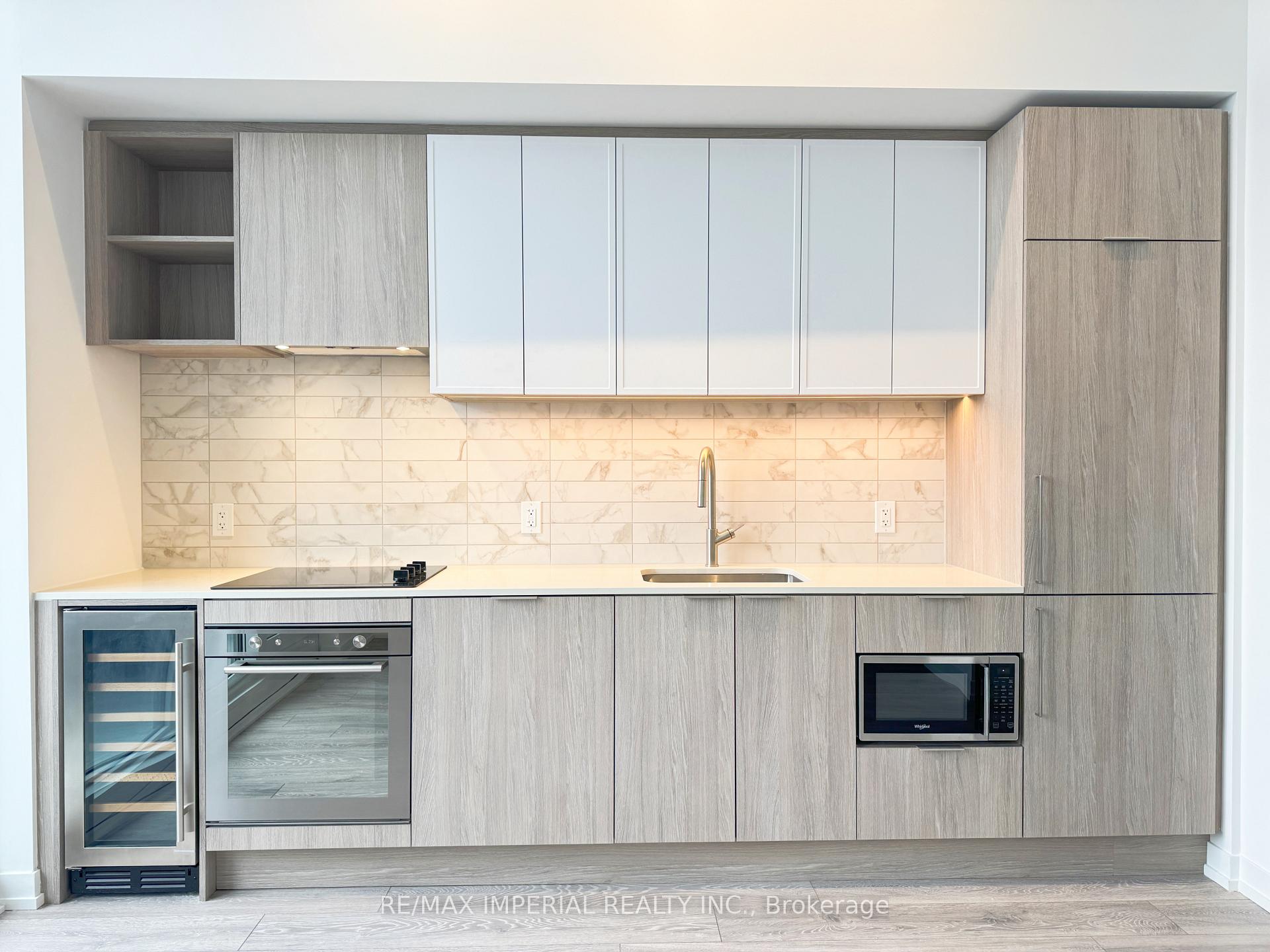 Photo 9 of Unit 1005, 2020 Bathurst Street, Toronto, Humewood-Cedarvale — HOMEH