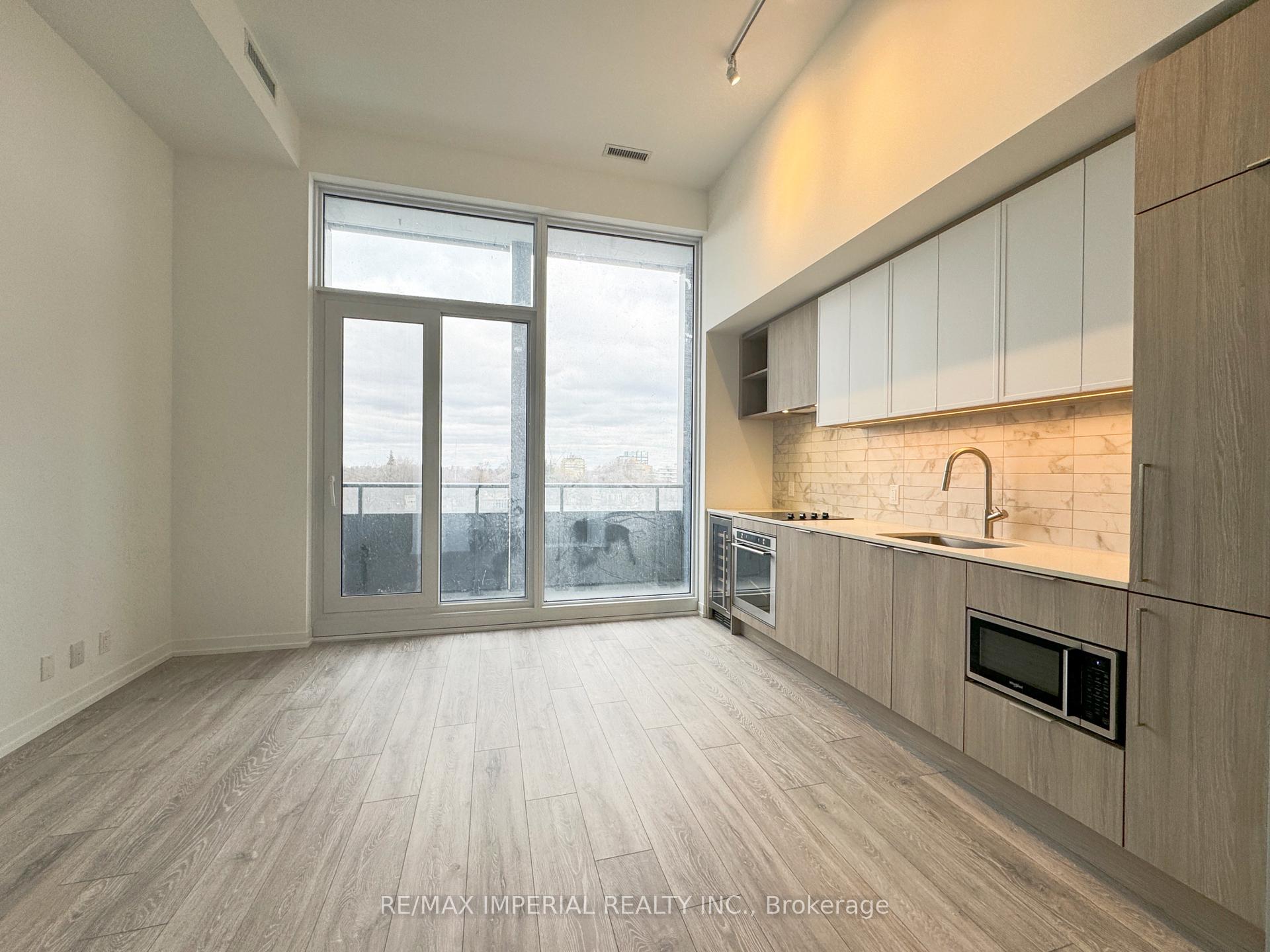 Photo 10 of Unit 1005, 2020 Bathurst Street, Toronto, Humewood-Cedarvale — HOMEH