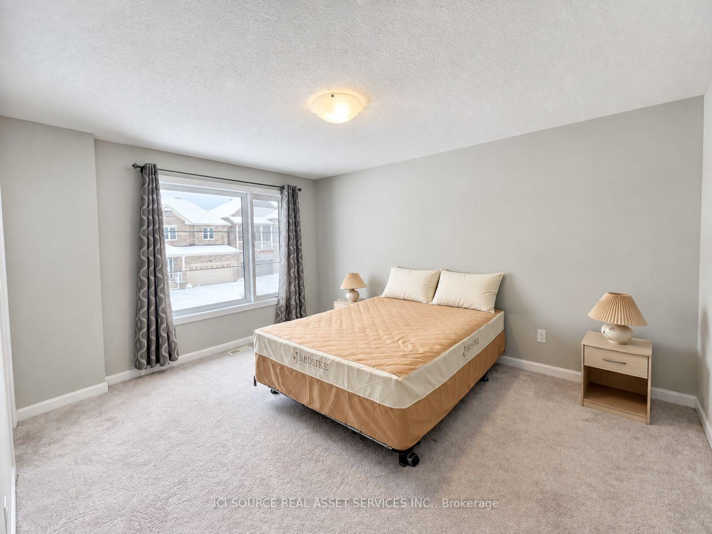 Photo 26 of 34 Sweet Pea Way, Ottawa, Kanata - Kanata Lakes/Heritage Hills — HOMEH