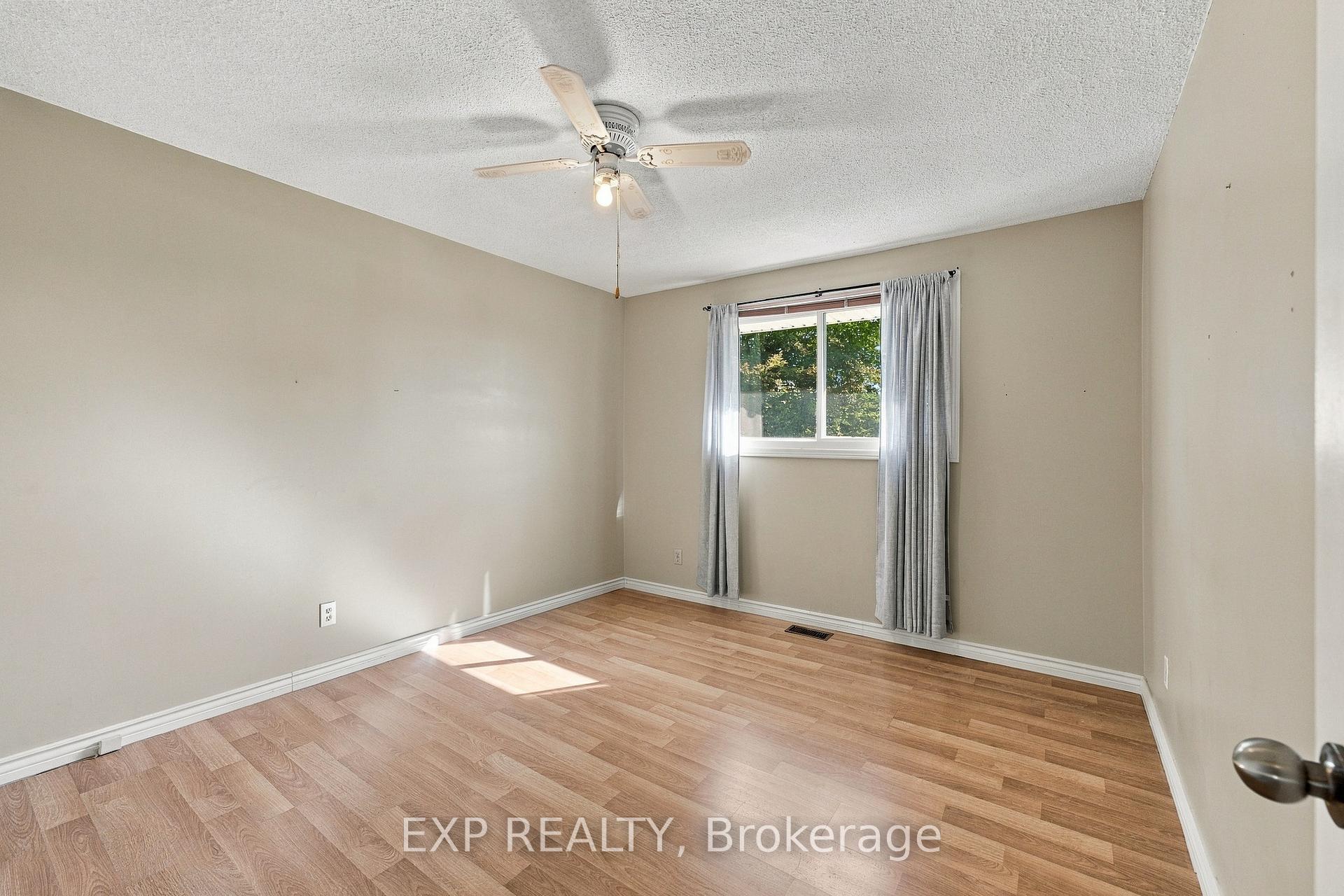Photo 19 of 7 Roehampton Avenue, St. Catharines, Carlton/Bunting — HOMEH