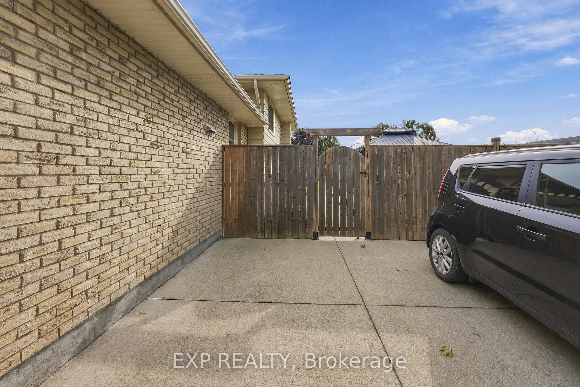 Photo 22 of 7 Roehampton Avenue, St. Catharines, Carlton/Bunting — HOMEH