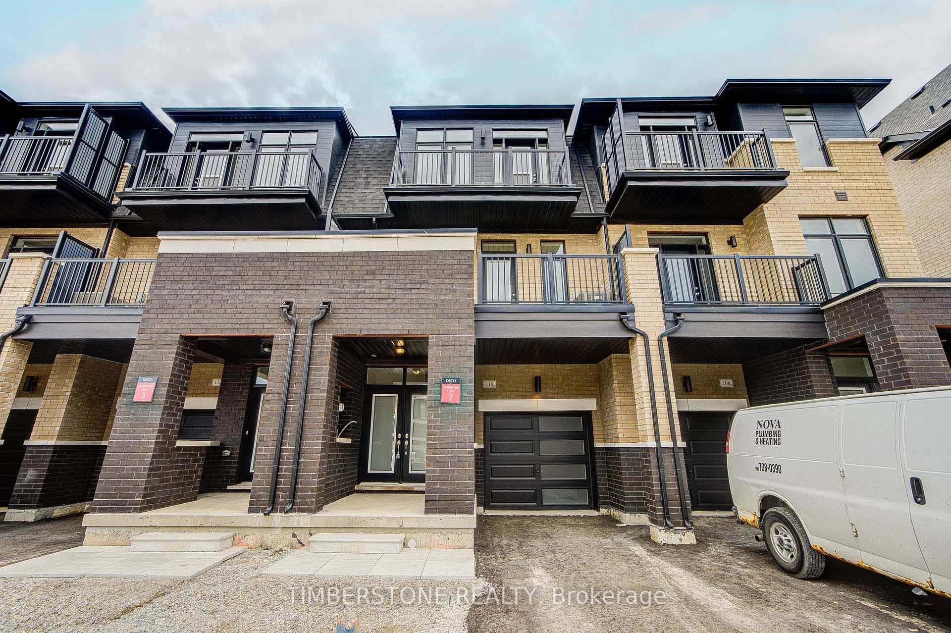 Photo 1 of 110 Arnold Circle, Brampton, Northwest Brampton — HOMEH