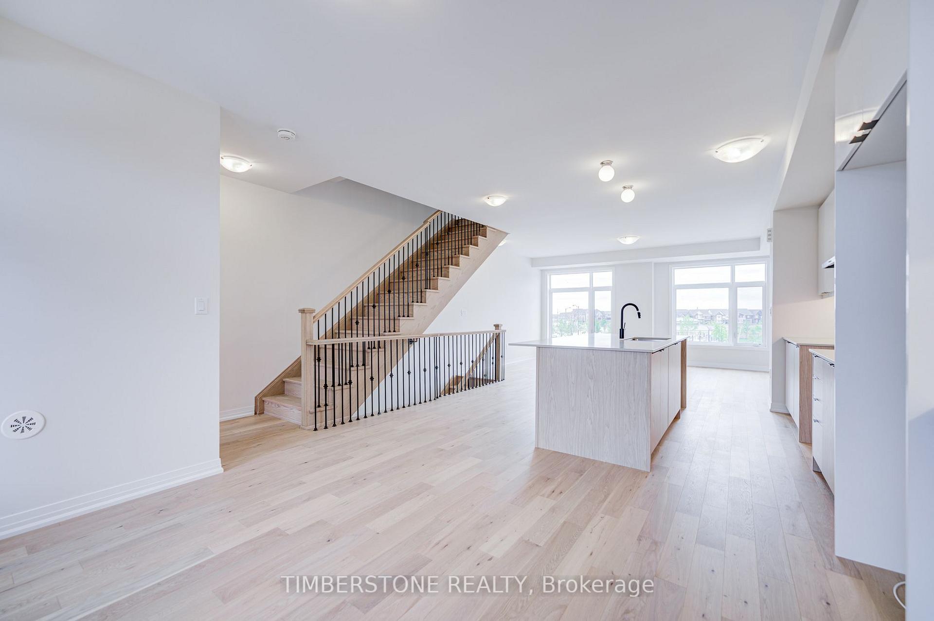 Photo 17 of 110 Arnold Circle, Brampton, Northwest Brampton — HOMEH