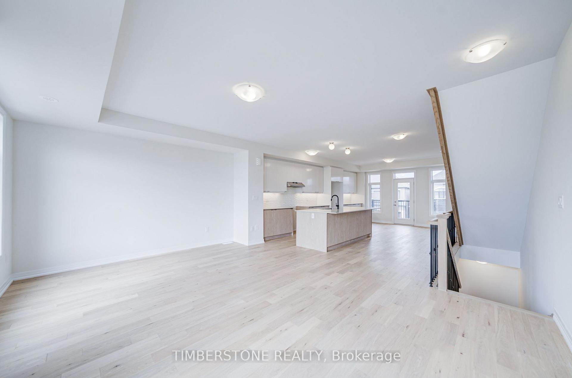 Photo 25 of 110 Arnold Circle, Brampton, Northwest Brampton — HOMEH