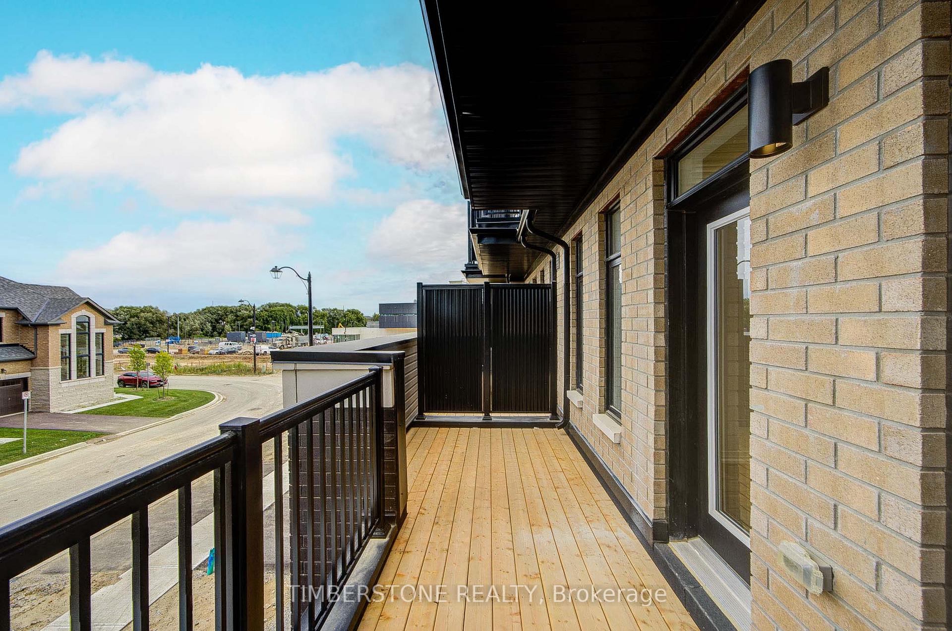 Photo 29 of 110 Arnold Circle, Brampton, Northwest Brampton — HOMEH