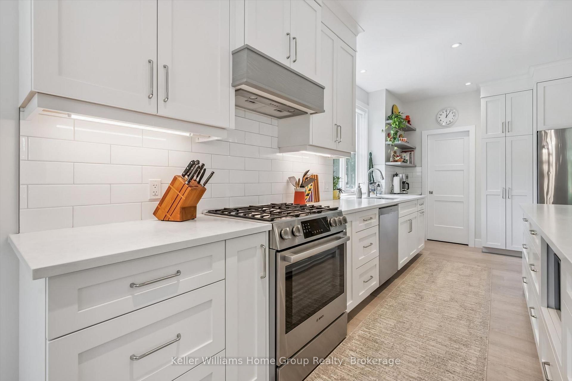 Photo 14 of 24 Forest Hill Drive, Guelph, Dovercliffe Park/Old University — HOMEH