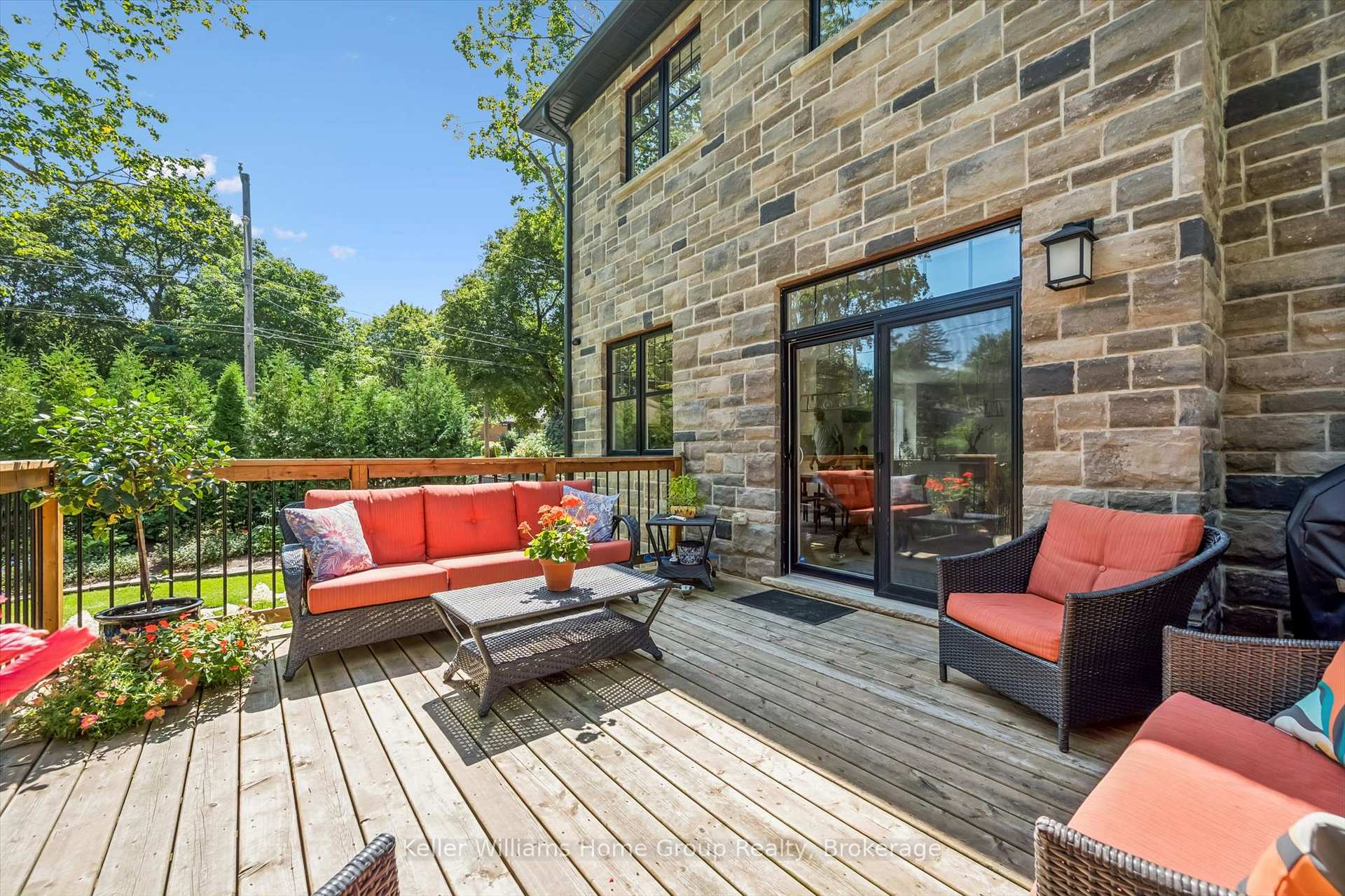 Photo 34 of 24 Forest Hill Drive, Guelph, Dovercliffe Park/Old University — HOMEH