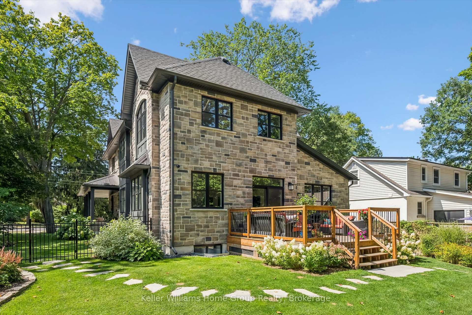 Photo 41 of 24 Forest Hill Drive, Guelph, Dovercliffe Park/Old University — HOMEH