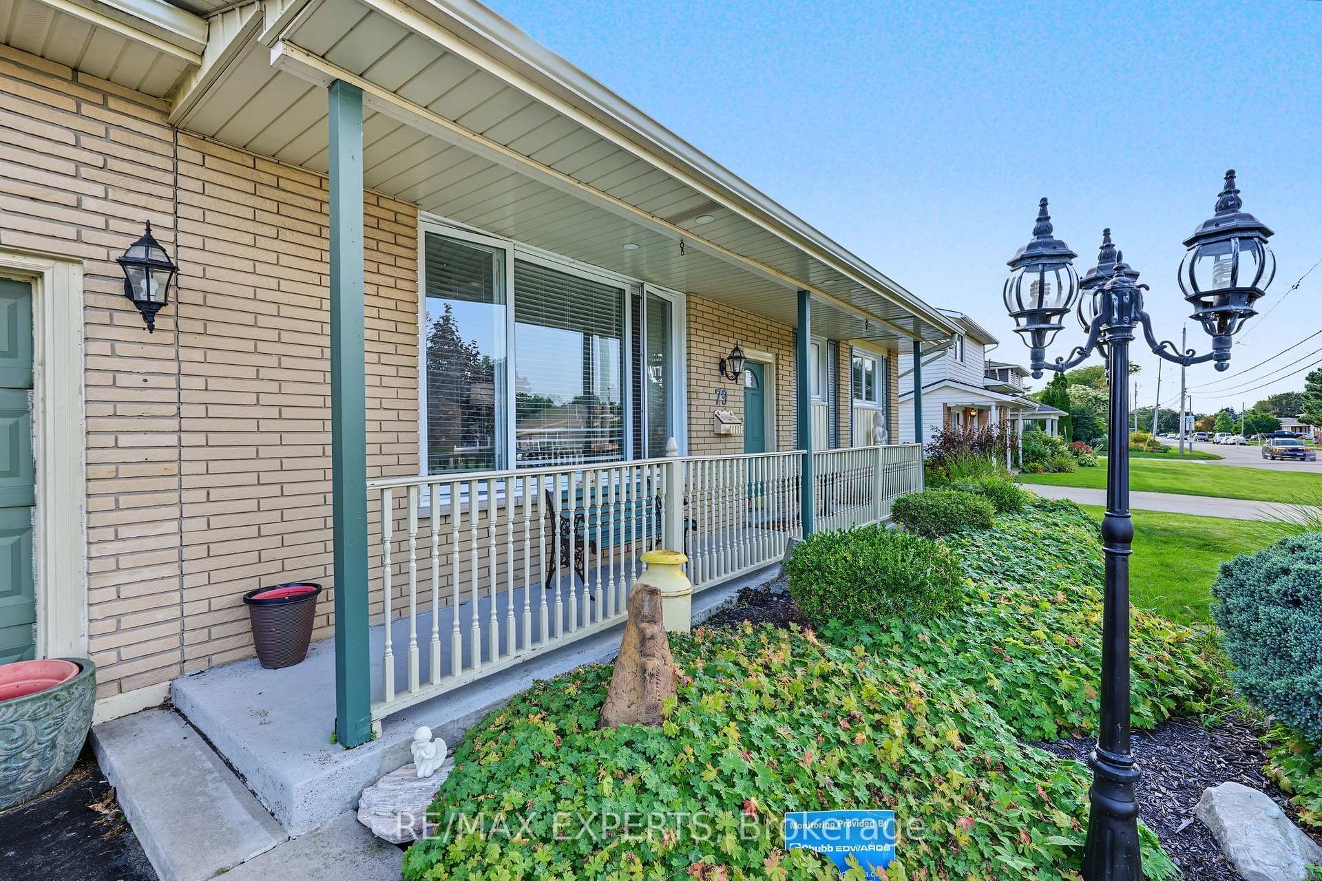 Photo 5 of 79 Olive Street, Grimsby, Grimsby Beach — HOMEH