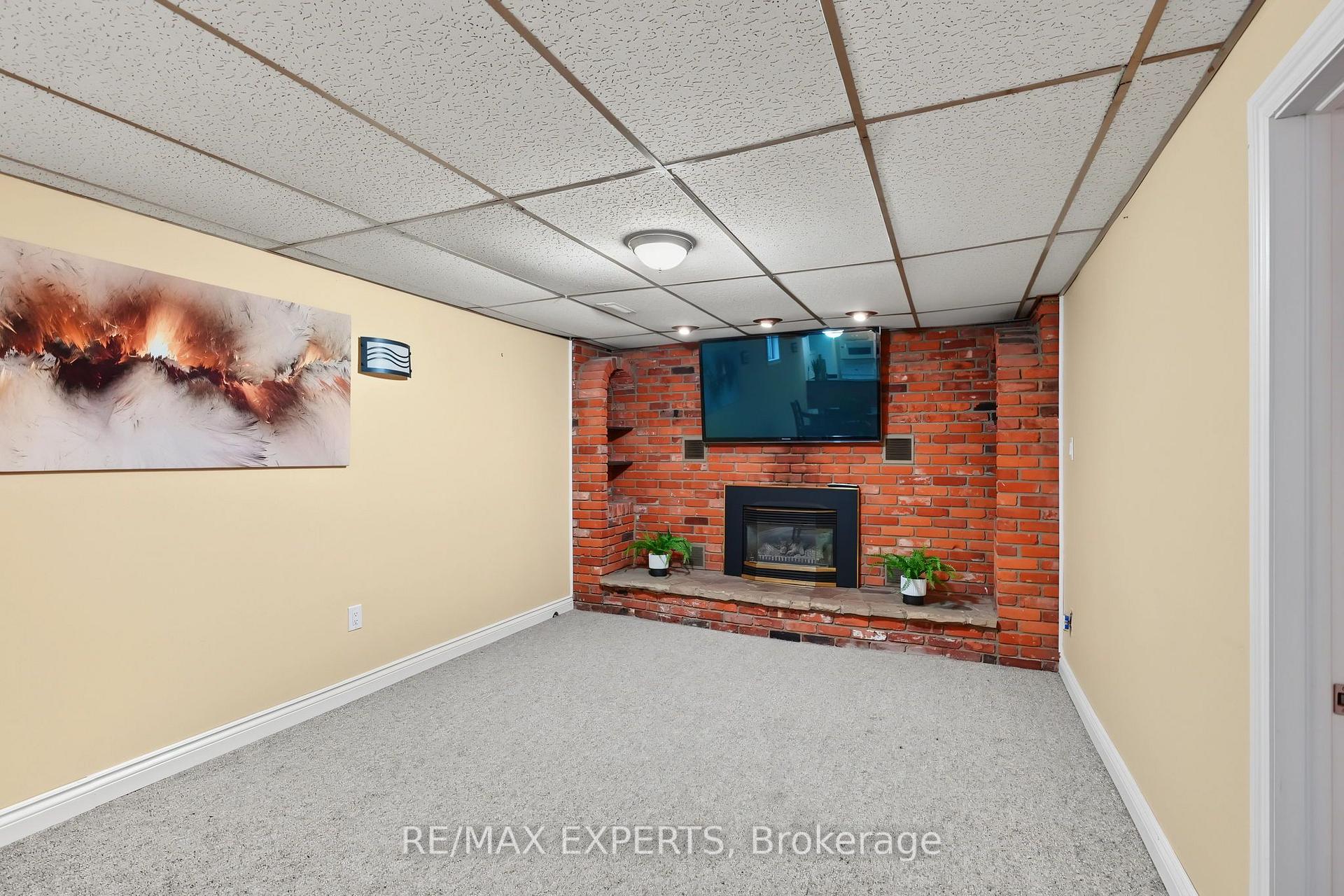Photo 27 of 79 Olive Street, Grimsby, Grimsby Beach — HOMEH