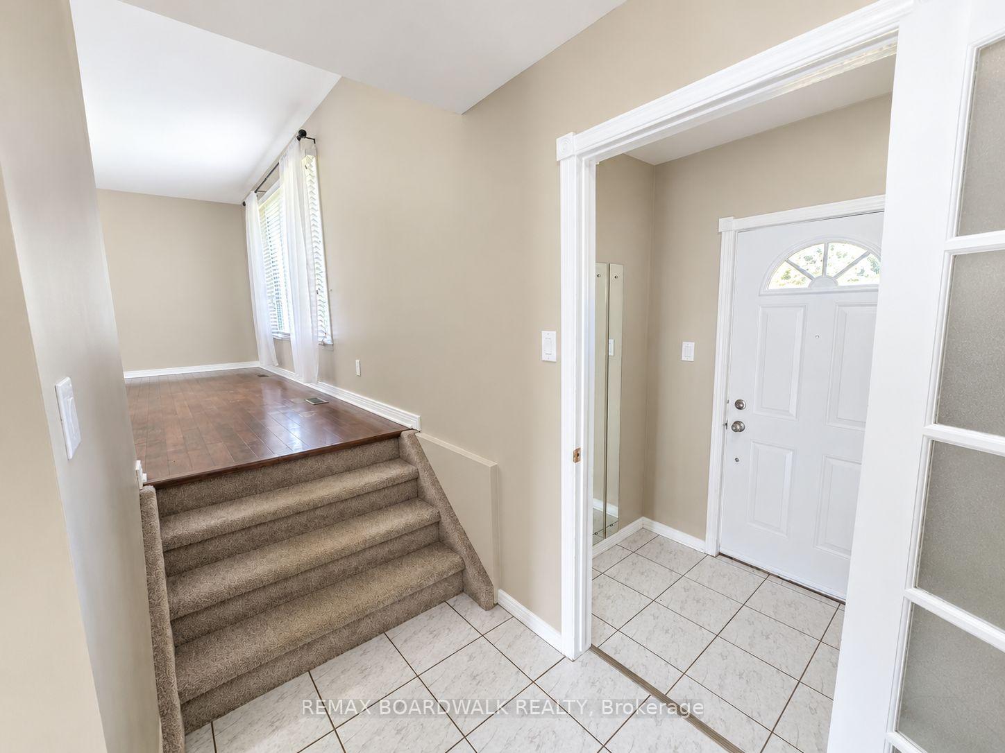 Photo 6 of 1369 Lochiel Street, Cornwall, Cornwall — HOMEH
