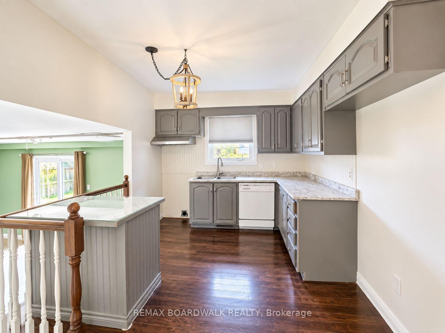 Photo 12 of 1369 Lochiel Street, Cornwall, Cornwall — HOMEH