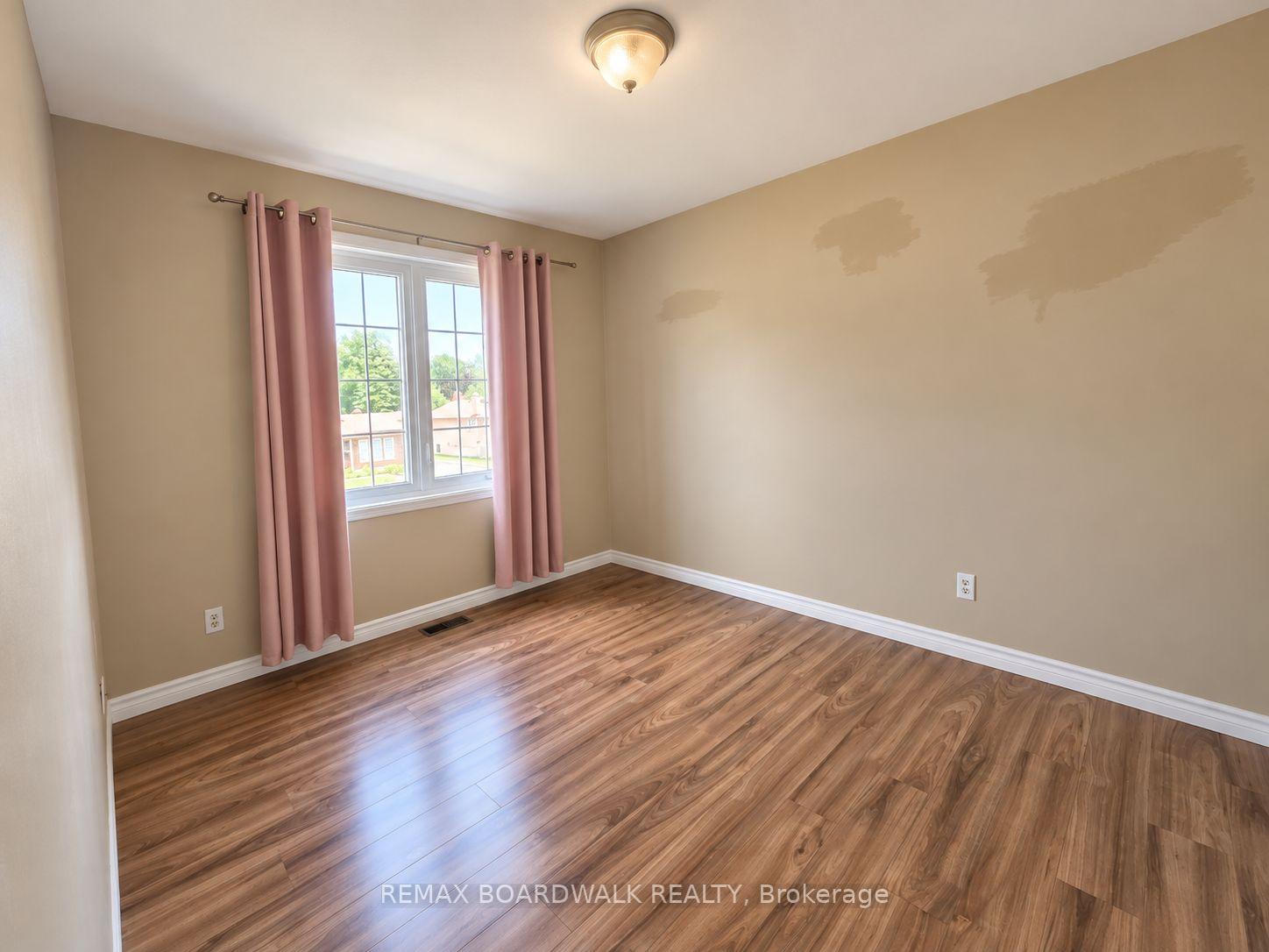 Photo 20 of 1369 Lochiel Street, Cornwall, Cornwall — HOMEH