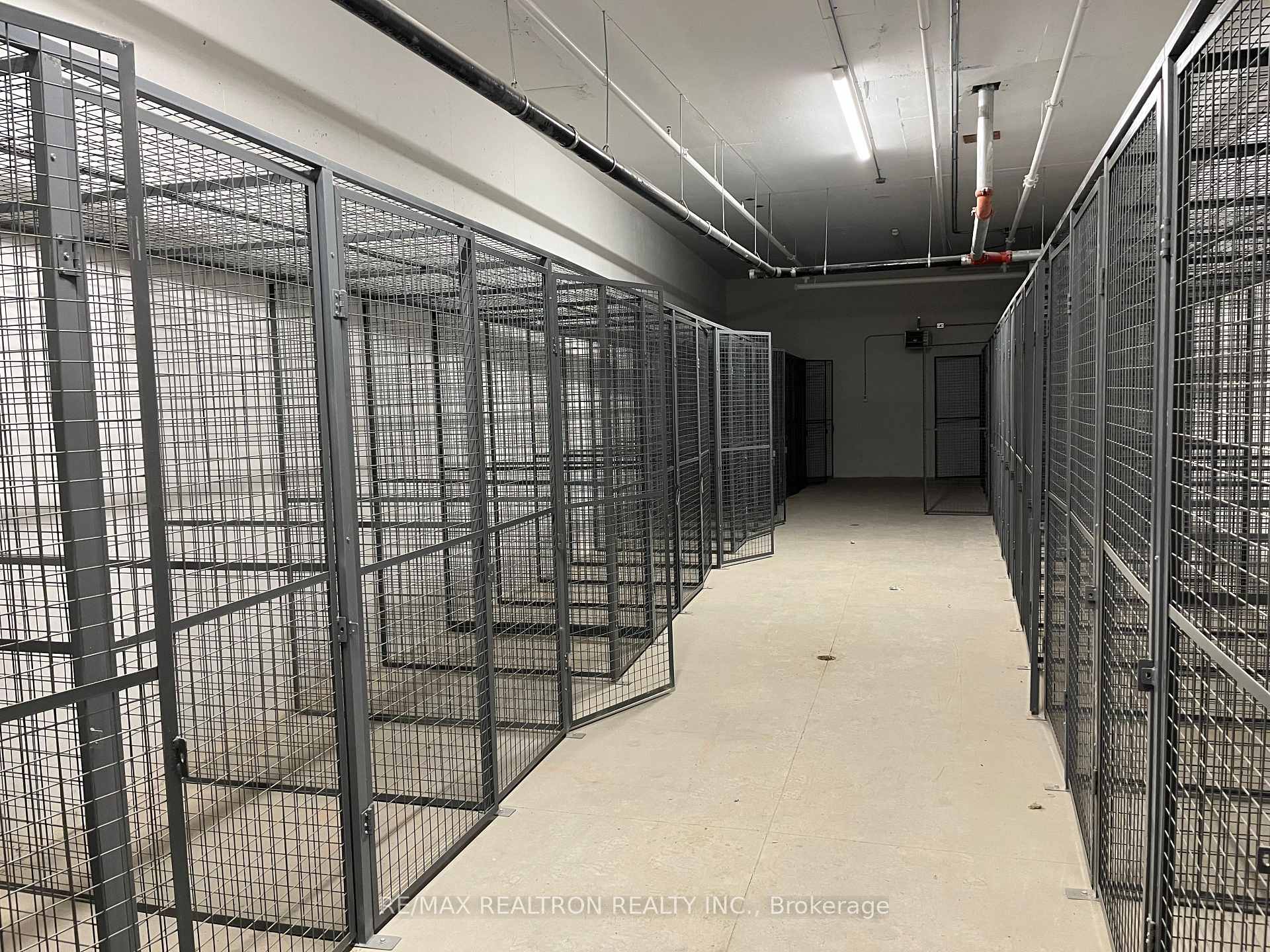 Photo 14 of Unit 306, 130 Honeycrisp Crescent, Vaughan, Vaughan Corporate Centre — HOMEH