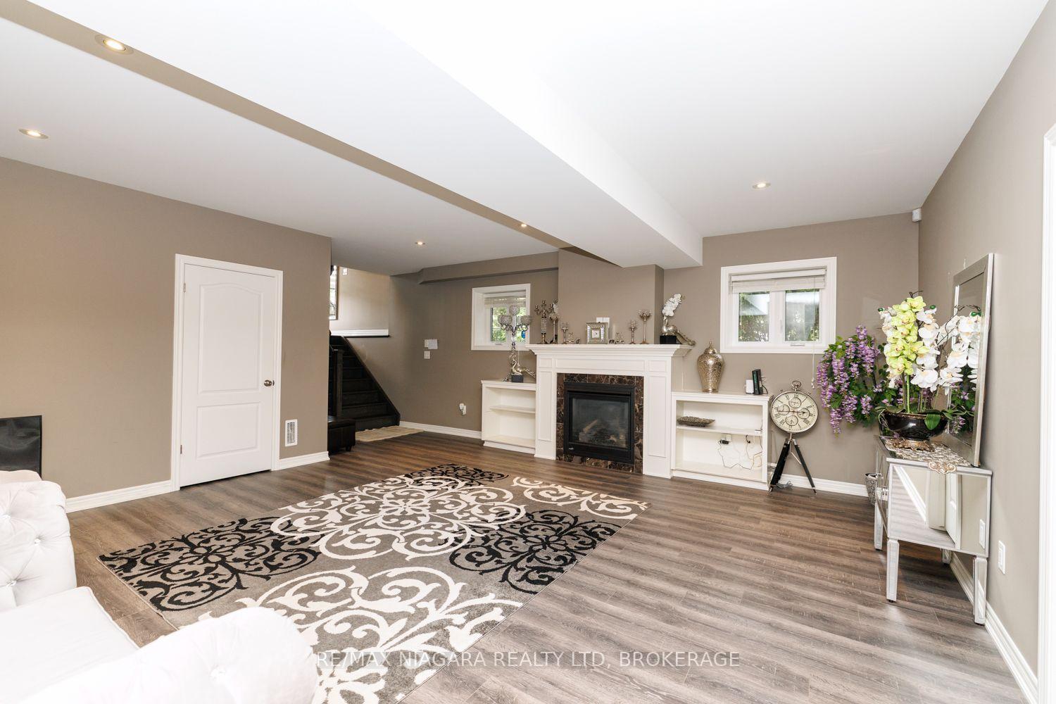 Photo 21 of 7653 Mulhern Street, Niagara Falls, Ascot — HOMEH