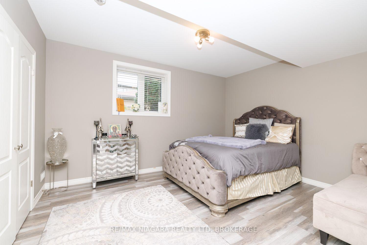 Photo 23 of 7653 Mulhern Street, Niagara Falls, Ascot — HOMEH