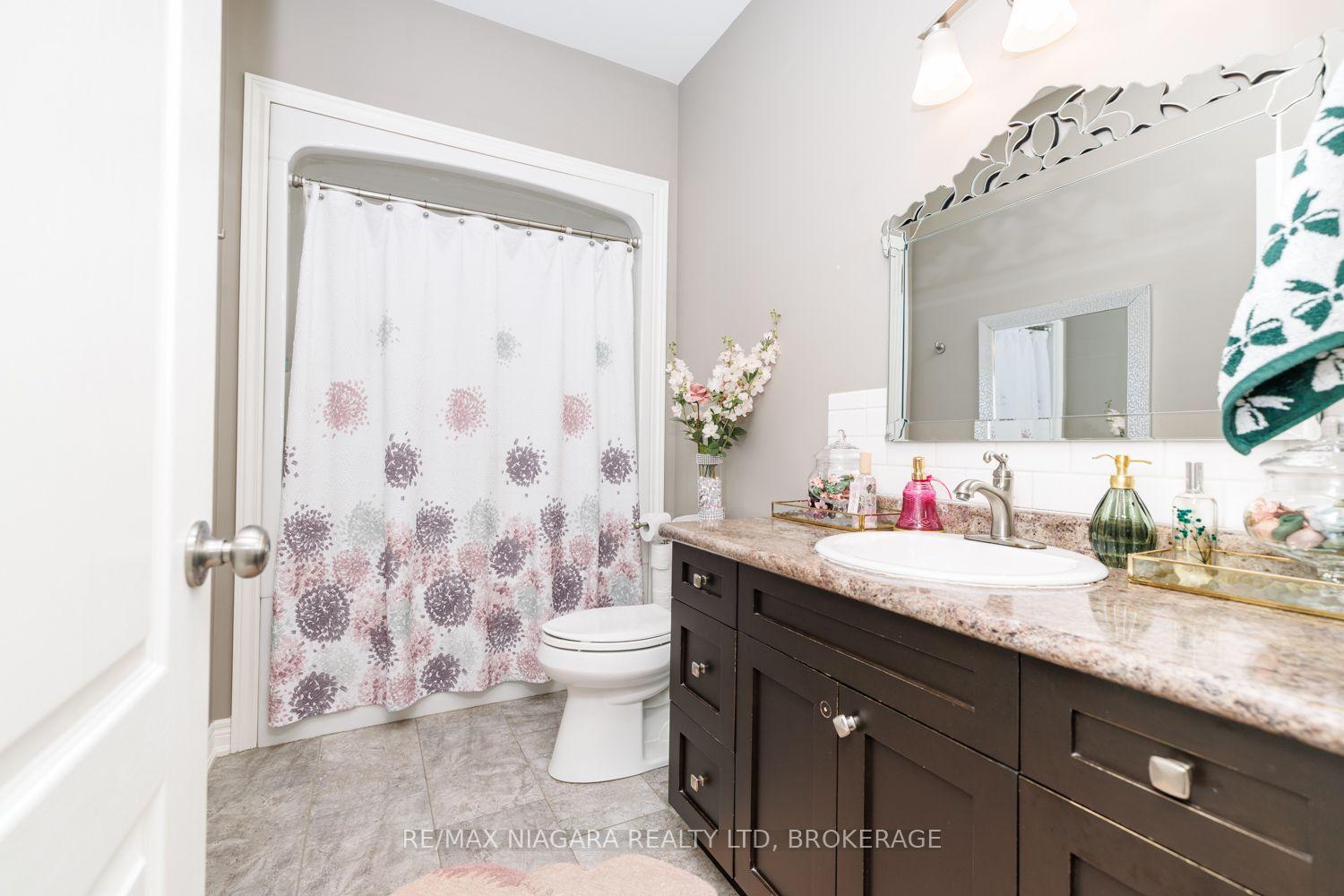 Photo 26 of 7653 Mulhern Street, Niagara Falls, Ascot — HOMEH