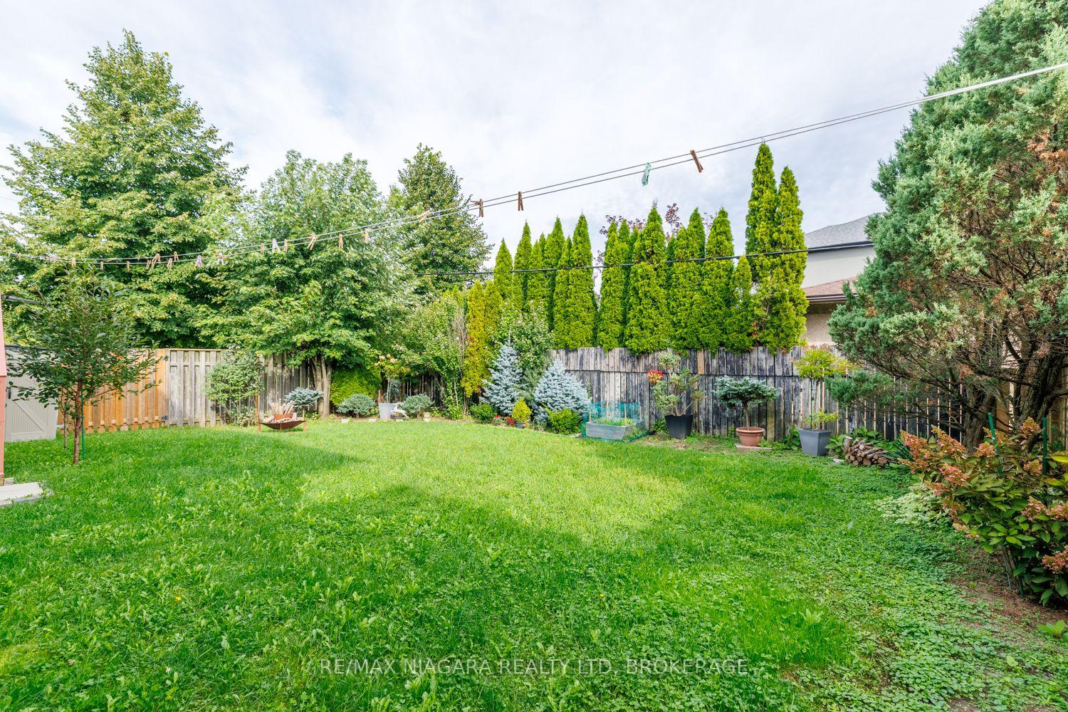 Photo 30 of 7653 Mulhern Street, Niagara Falls, Ascot — HOMEH
