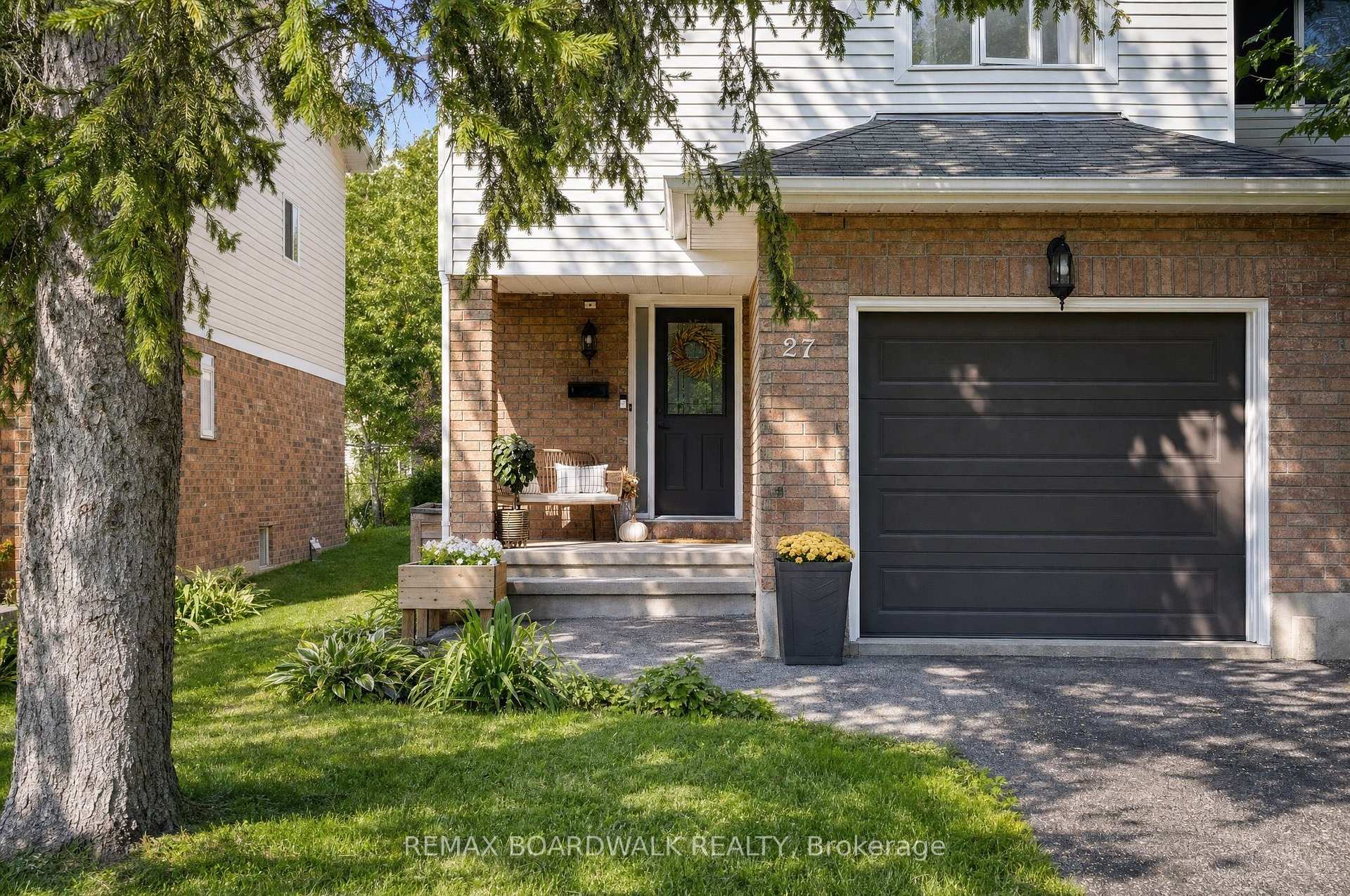 Photo 3 of 27 Woodpark Way, Ottawa, Barrhaven - Longfields — HOMEH