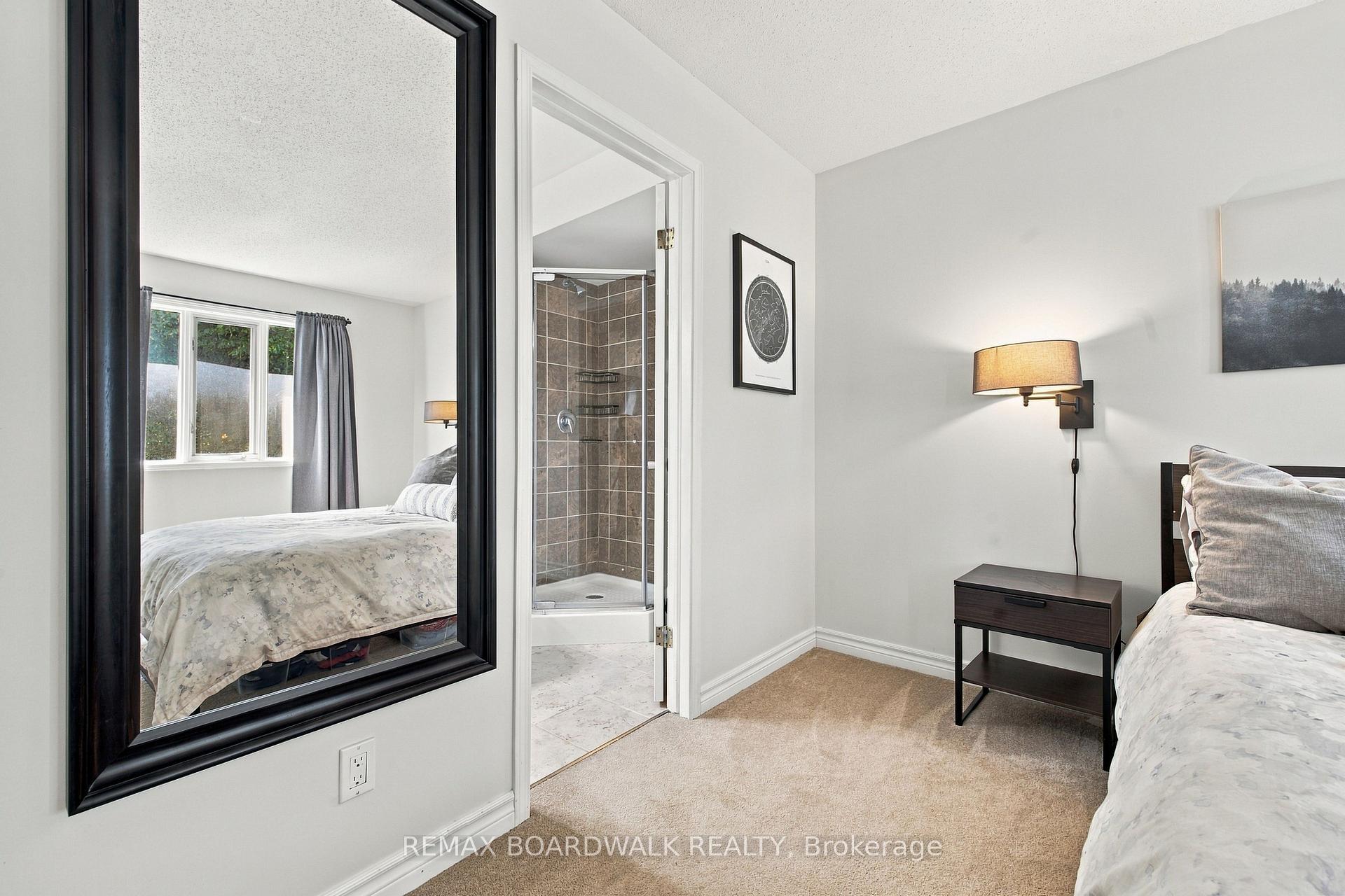 Photo 20 of 27 Woodpark Way, Ottawa, Barrhaven - Longfields — HOMEH