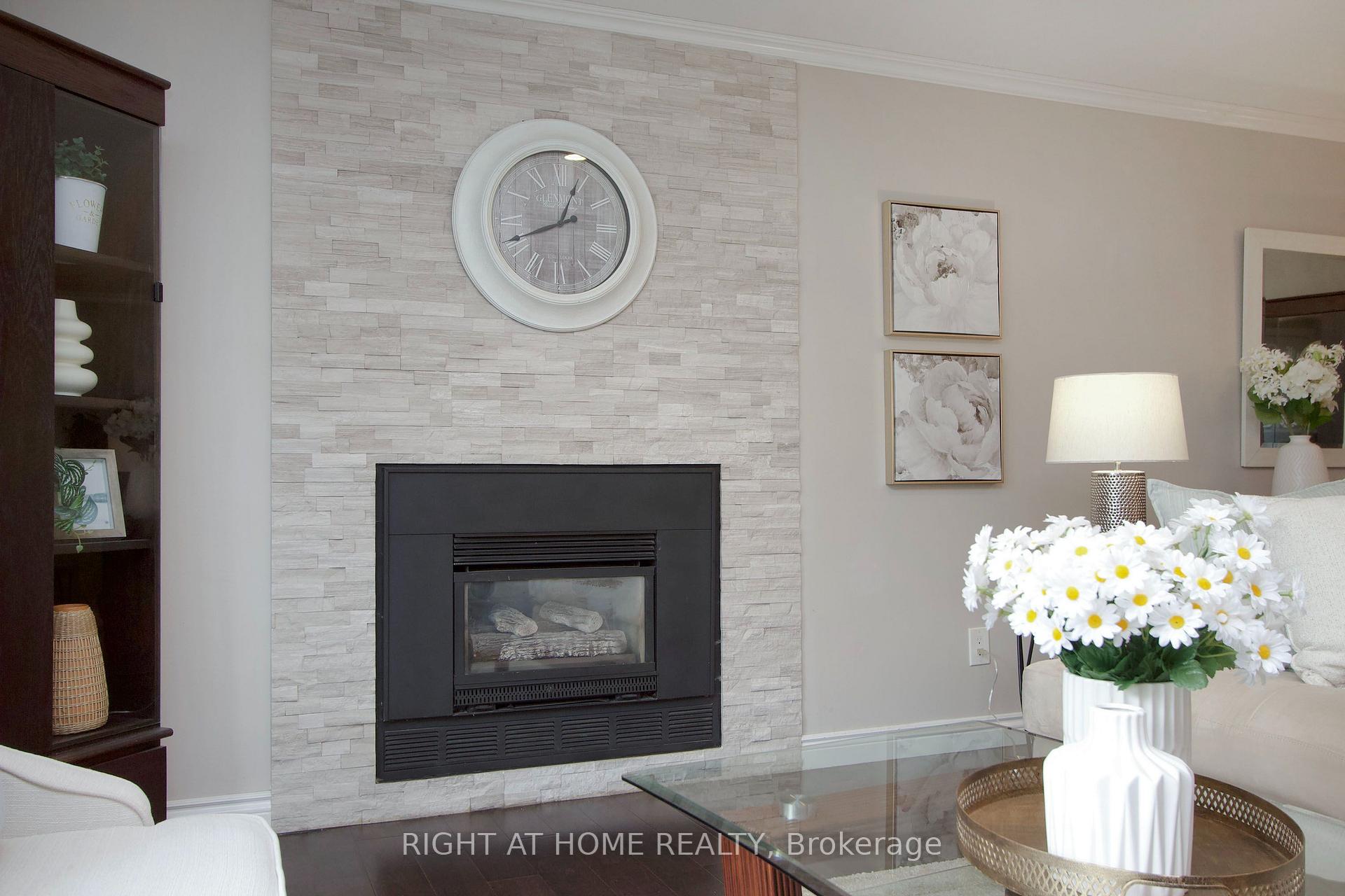 Photo 6 of 13 Cornerbrook Court, Clarington, Newcastle — HOMEH