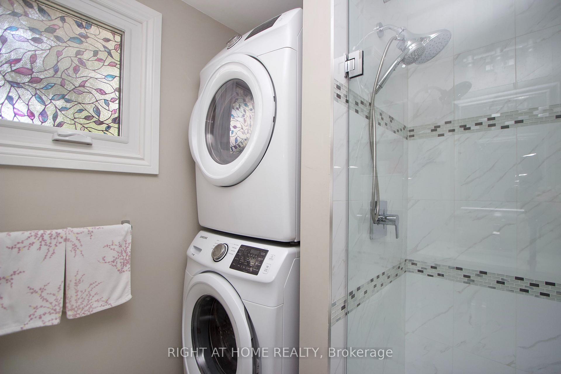 Photo 25 of 13 Cornerbrook Court, Clarington, Newcastle — HOMEH