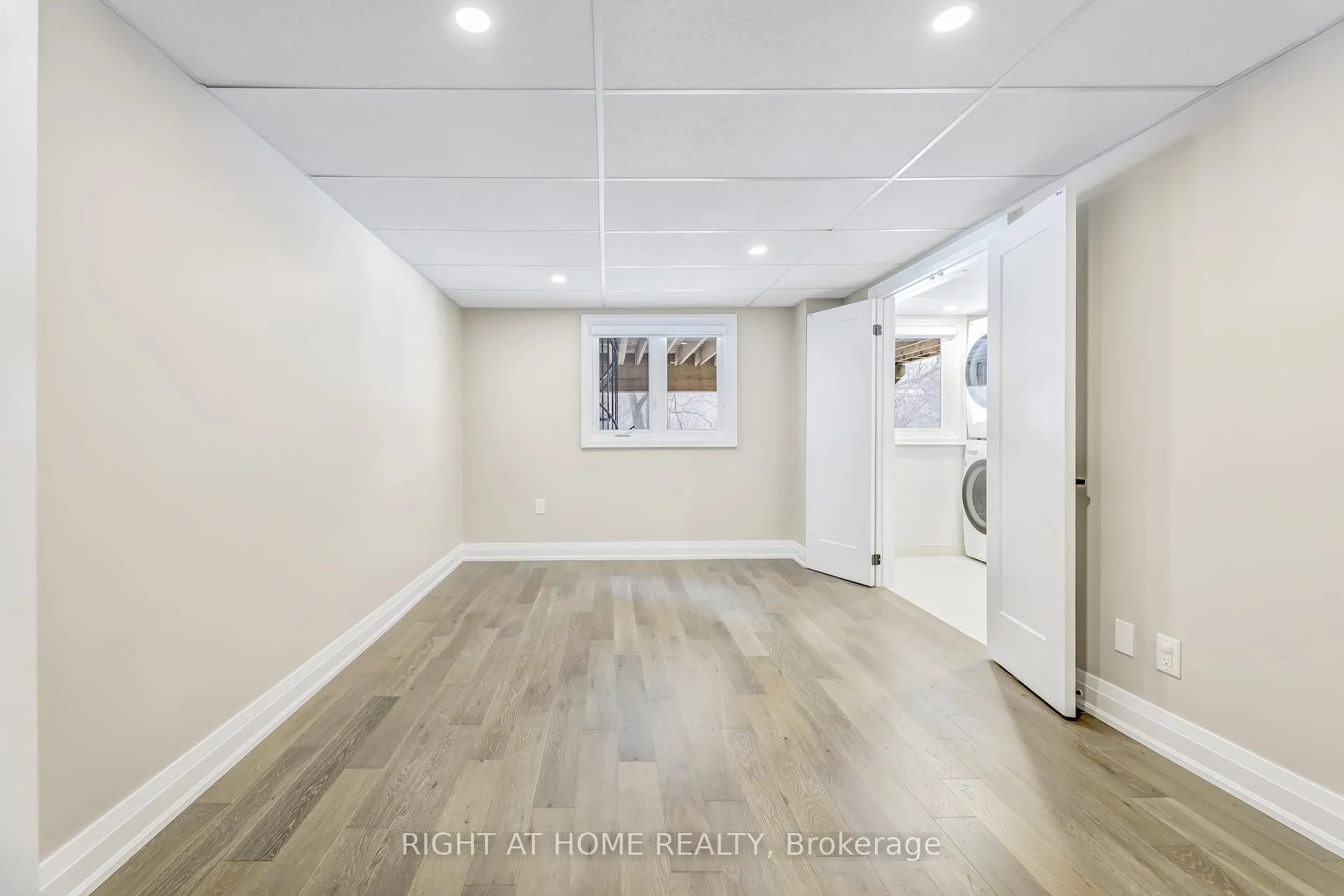 Photo 14 of Unit 18, 8050 Islington Avenue, Vaughan, West Woodbridge — HOMEH