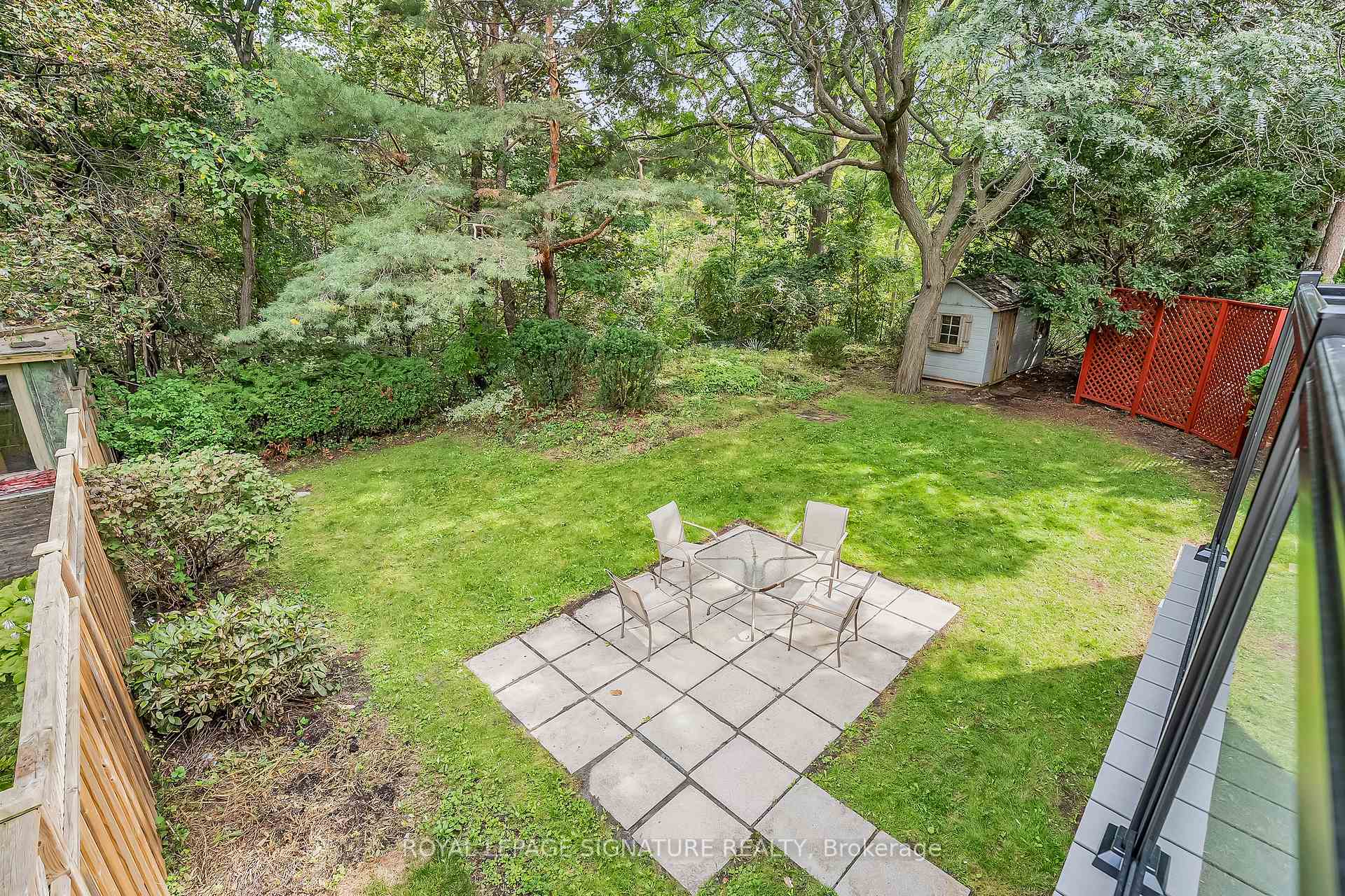 Photo 25 of 155 Three Valleys Drive, North York, Parkwoods-Donalda — HOMEH