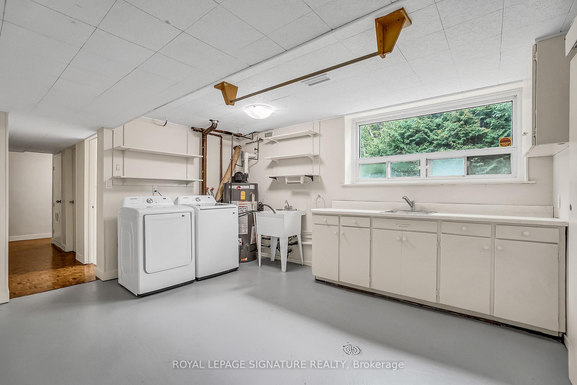 Photo 31 of 155 Three Valleys Drive, North York, Parkwoods-Donalda — HOMEH
