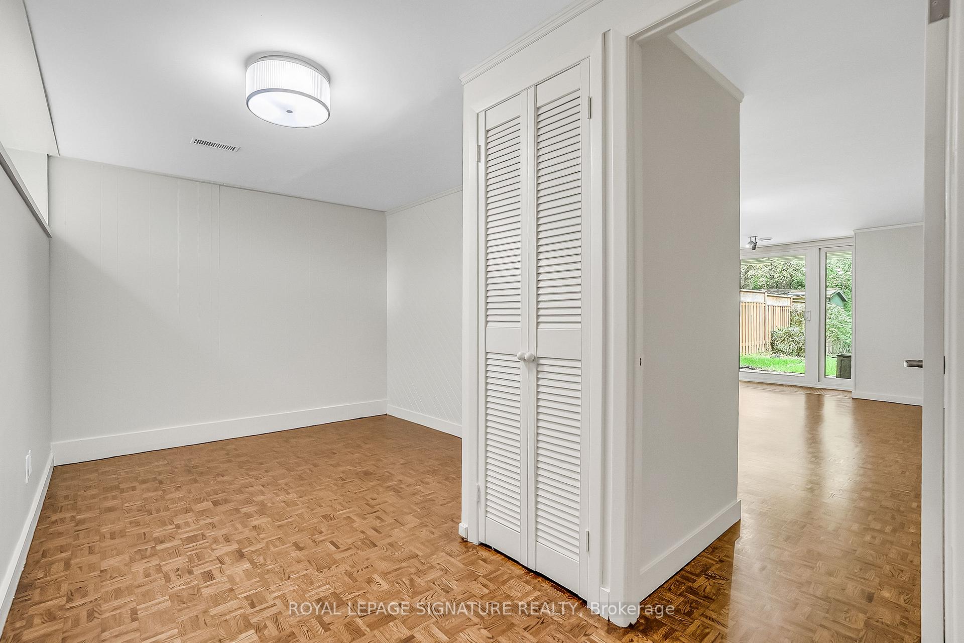 Photo 32 of 155 Three Valleys Drive, North York, Parkwoods-Donalda — HOMEH