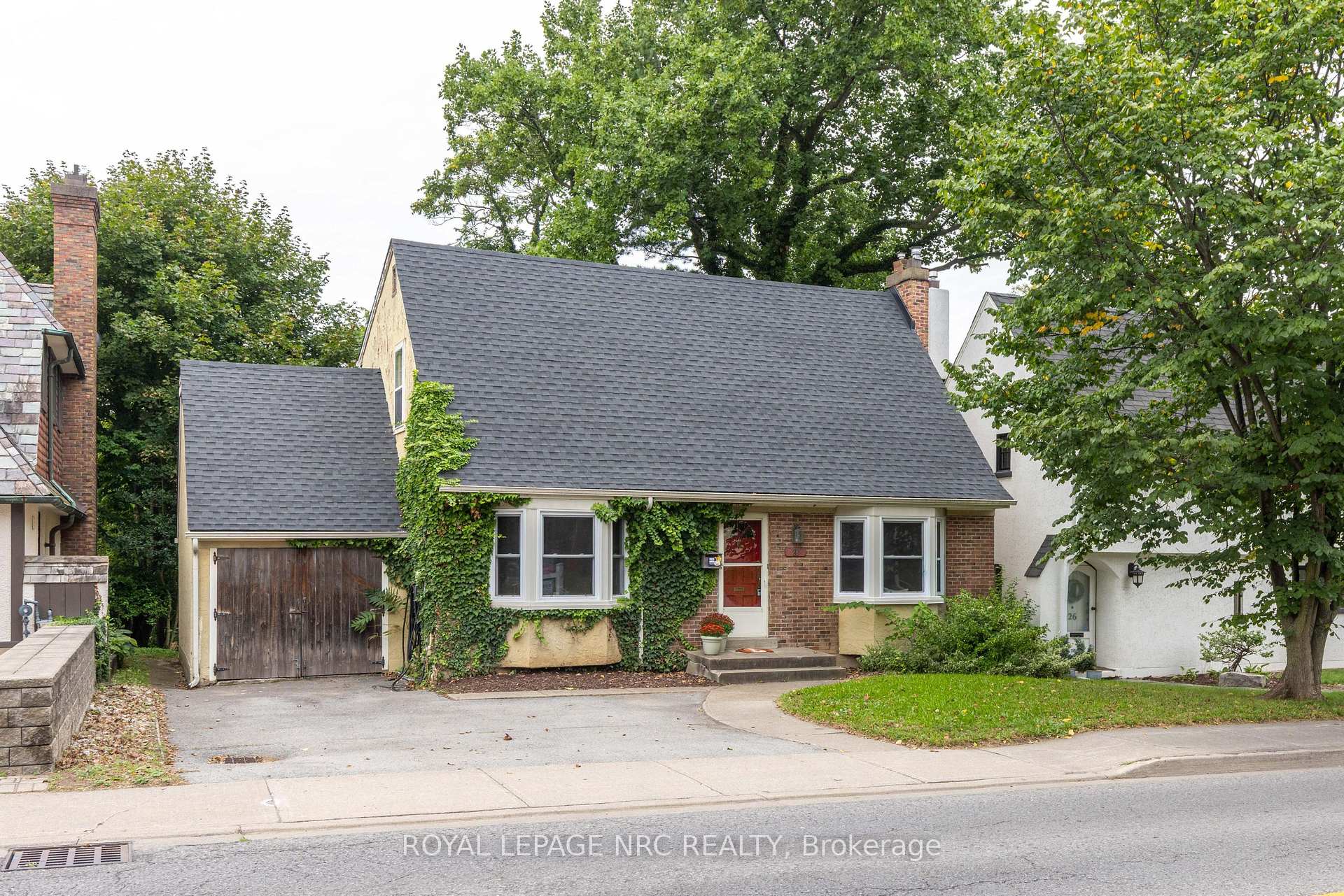 Photo 1 of 28 Glenridge Avenue, St. Catharines, Old Glenridge — HOMEH