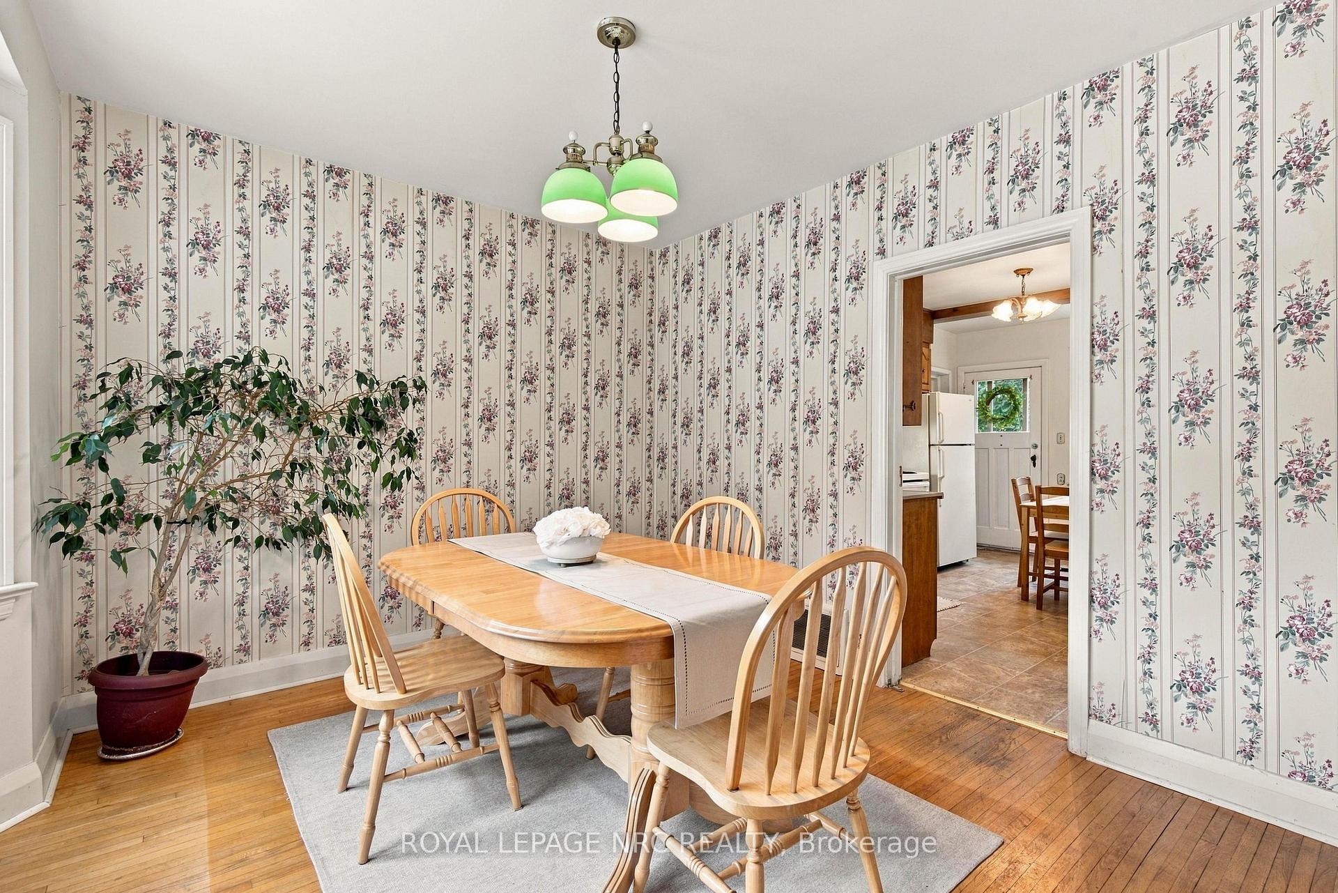 Photo 8 of 28 Glenridge Avenue, St. Catharines, Old Glenridge — HOMEH