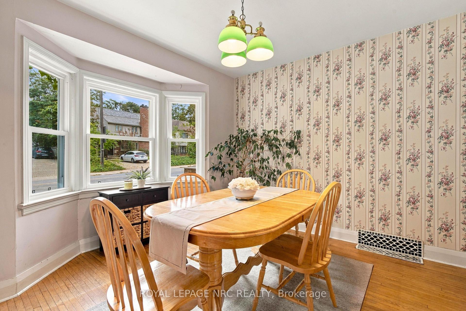 Photo 9 of 28 Glenridge Avenue, St. Catharines, Old Glenridge — HOMEH