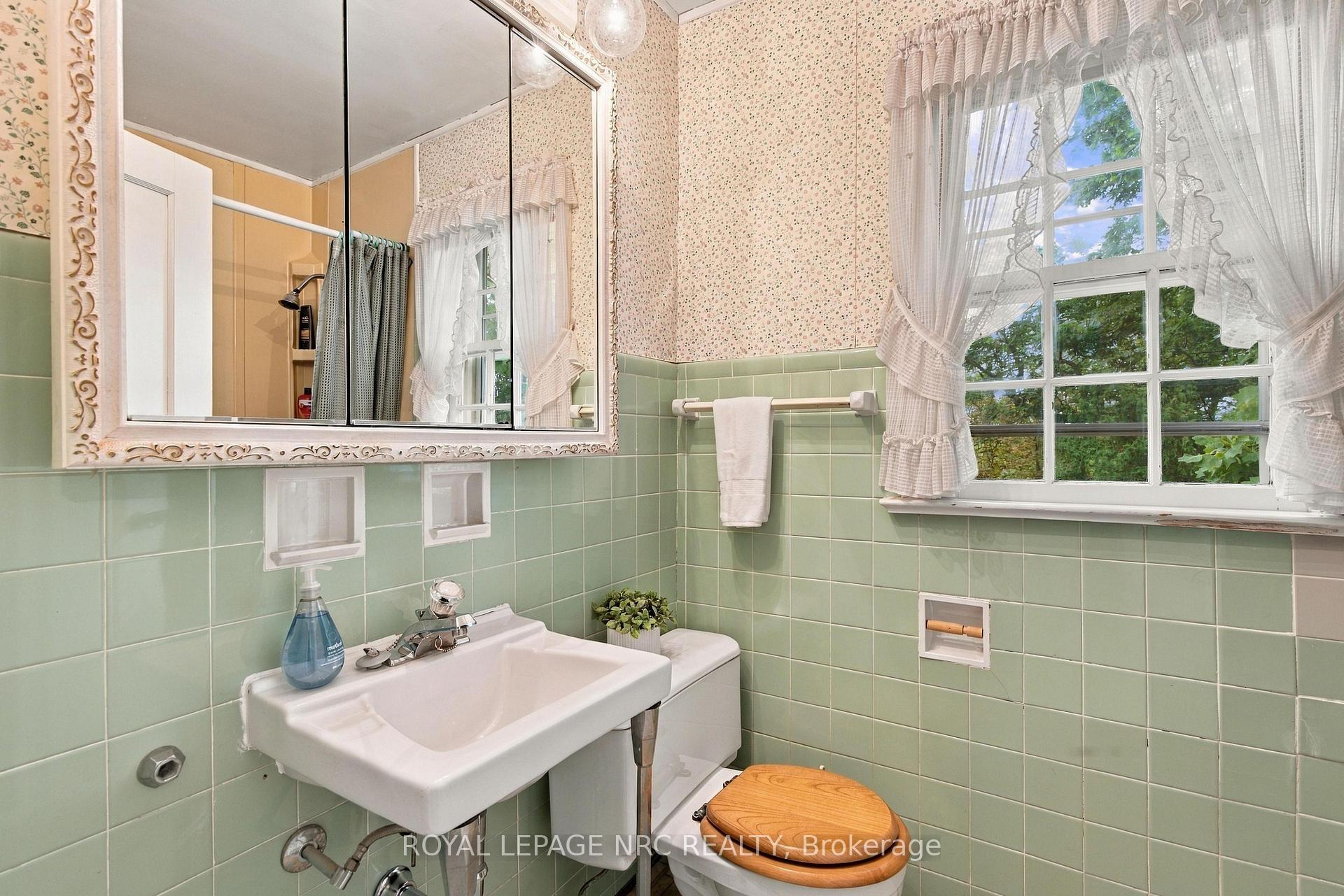 Photo 22 of 28 Glenridge Avenue, St. Catharines, Old Glenridge — HOMEH