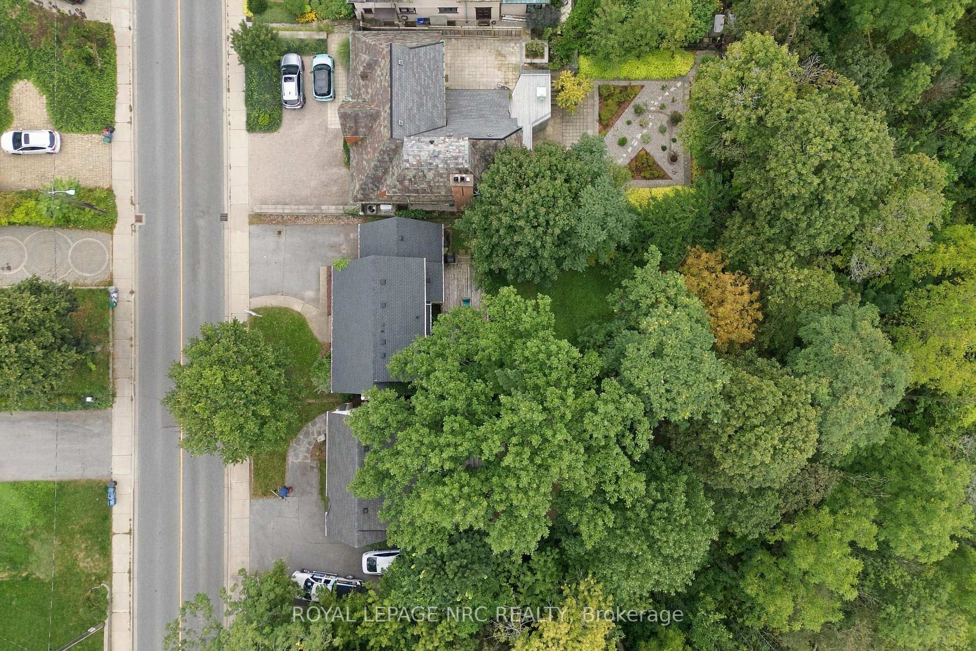 Photo 34 of 28 Glenridge Avenue, St. Catharines, Old Glenridge — HOMEH