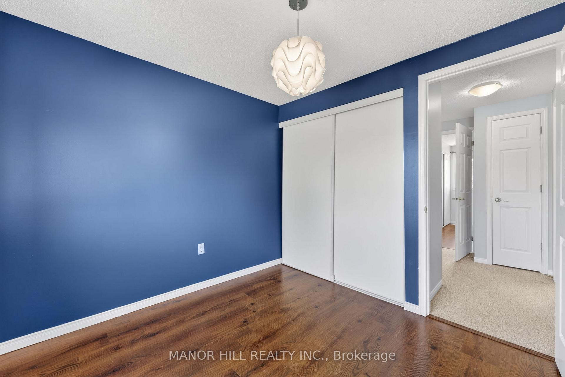 Photo 10 of 62 Monarchy Street, Barrie, Innis-Shore — HOMEH