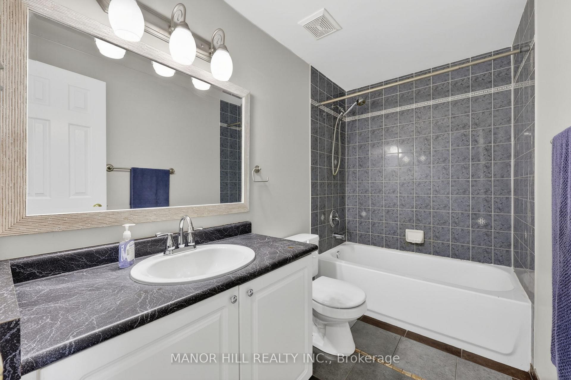 Photo 11 of 62 Monarchy Street, Barrie, Innis-Shore — HOMEH