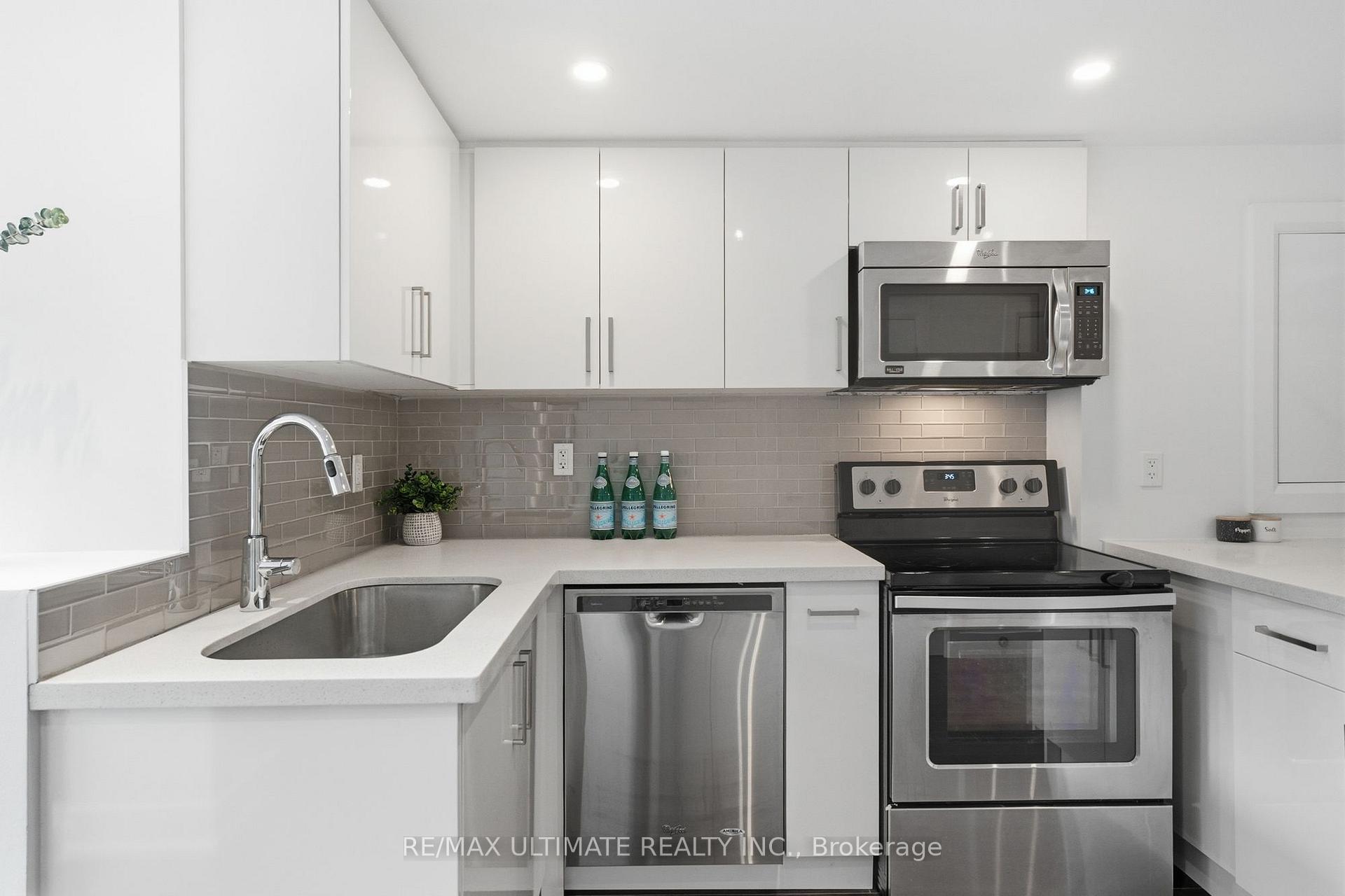 Photo 14 of Unit Main/Upper, 305 Winona Drive, Toronto, Oakwood Village — HOMEH