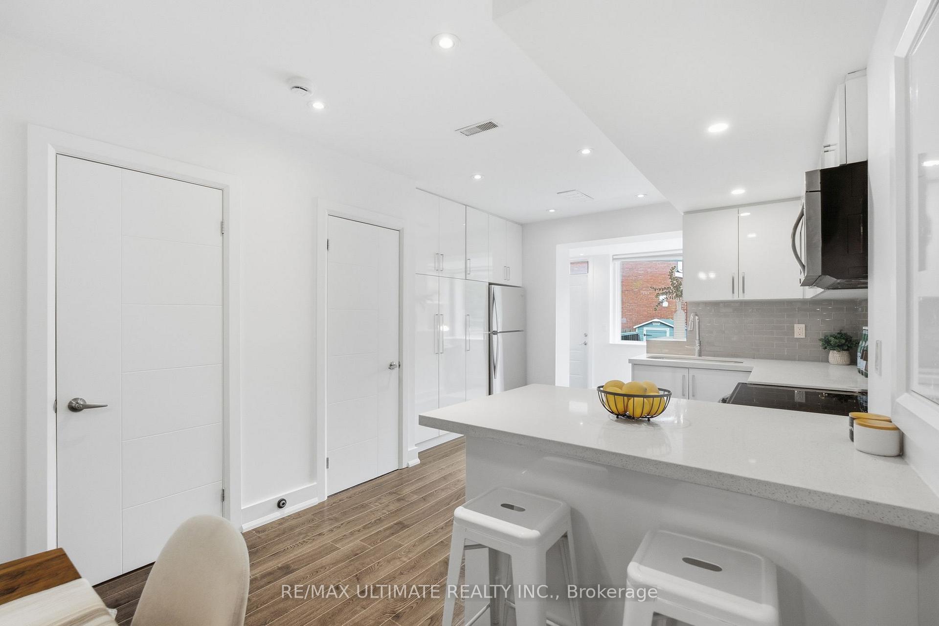 Photo 15 of Unit Main/Upper, 305 Winona Drive, Toronto, Oakwood Village — HOMEH