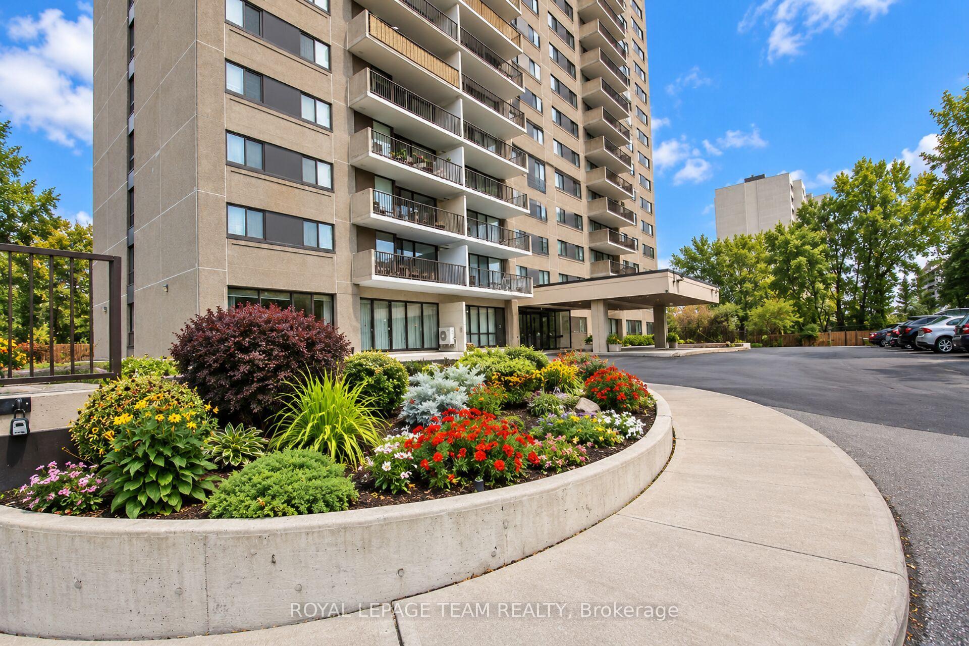 Photo 2 of Unit 202, 1195 Richmond Road, Ottawa, Woodroffe — HOMEH