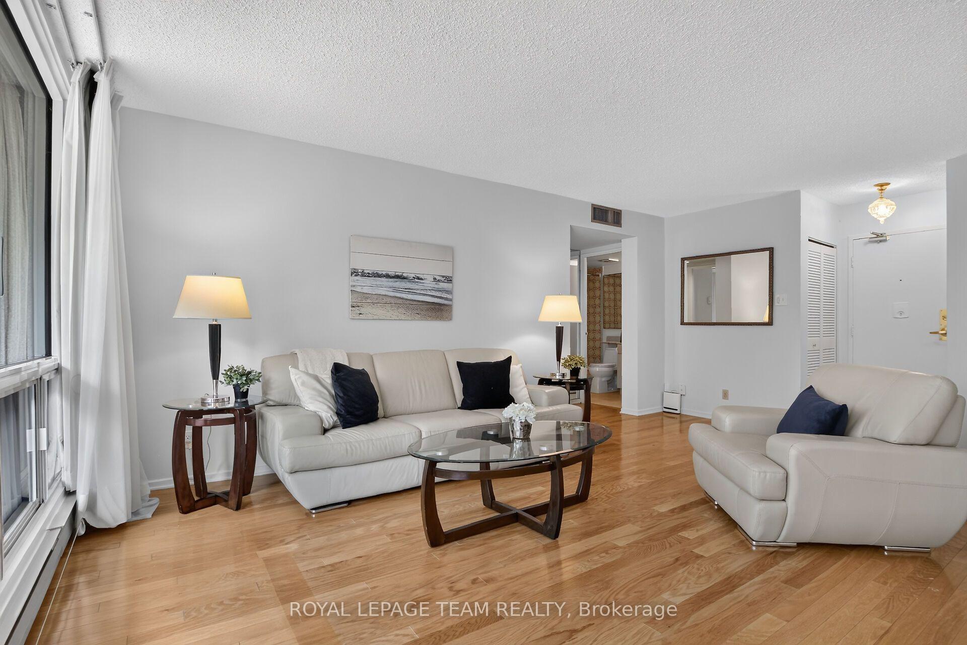 Photo 5 of Unit 202, 1195 Richmond Road, Ottawa, Woodroffe — HOMEH