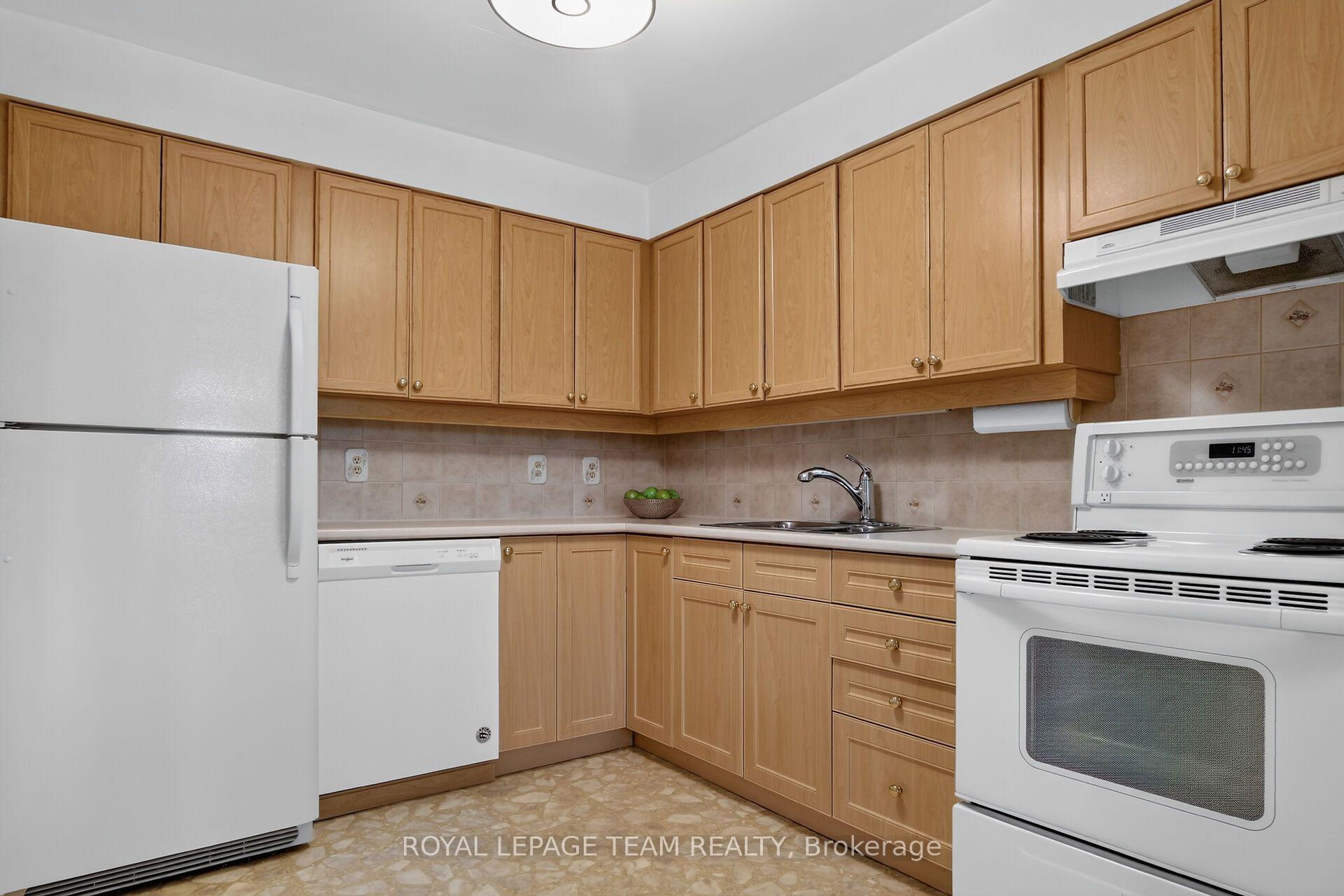 Photo 9 of Unit 202, 1195 Richmond Road, Ottawa, Woodroffe — HOMEH