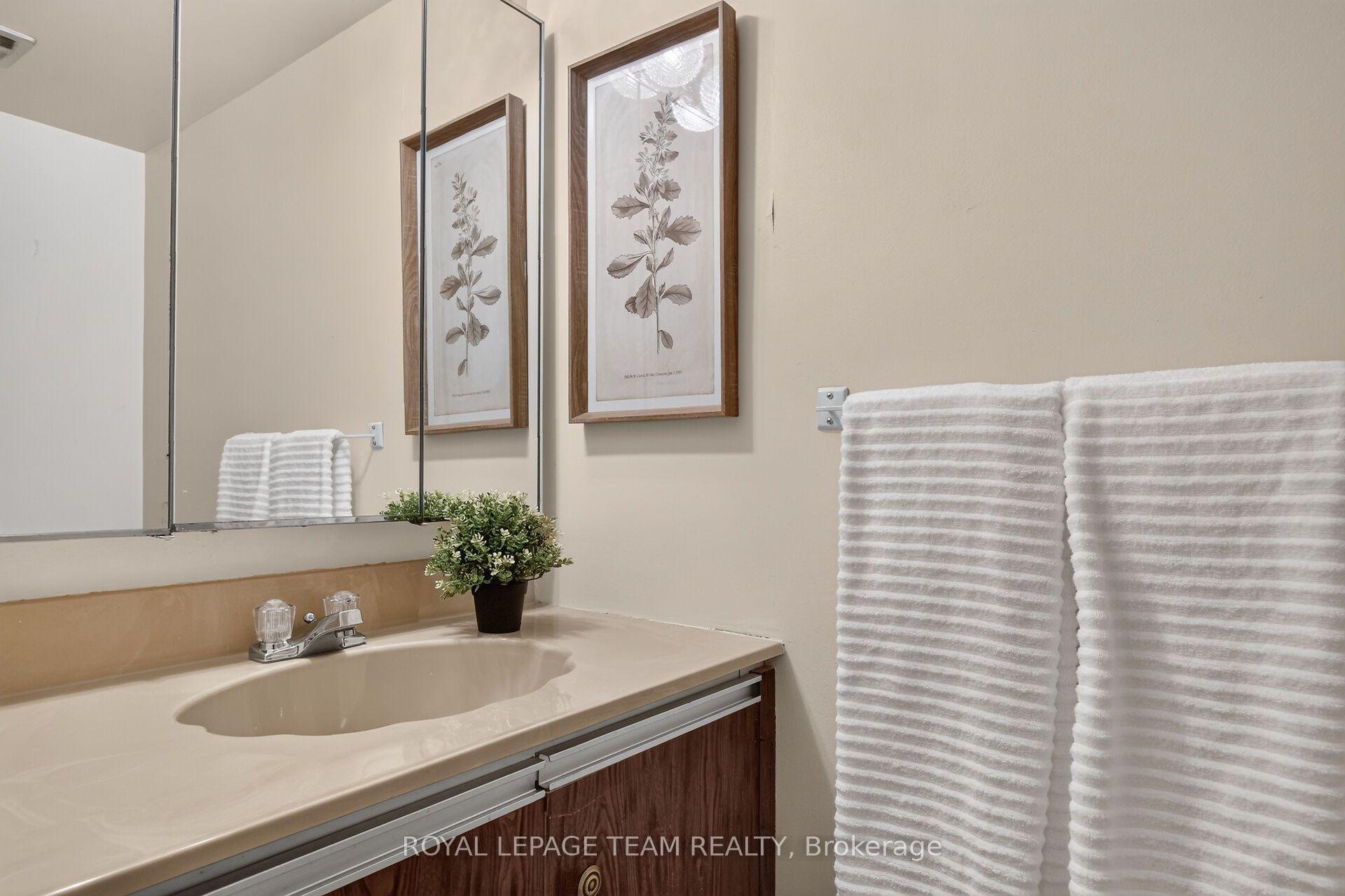 Photo 14 of Unit 202, 1195 Richmond Road, Ottawa, Woodroffe — HOMEH