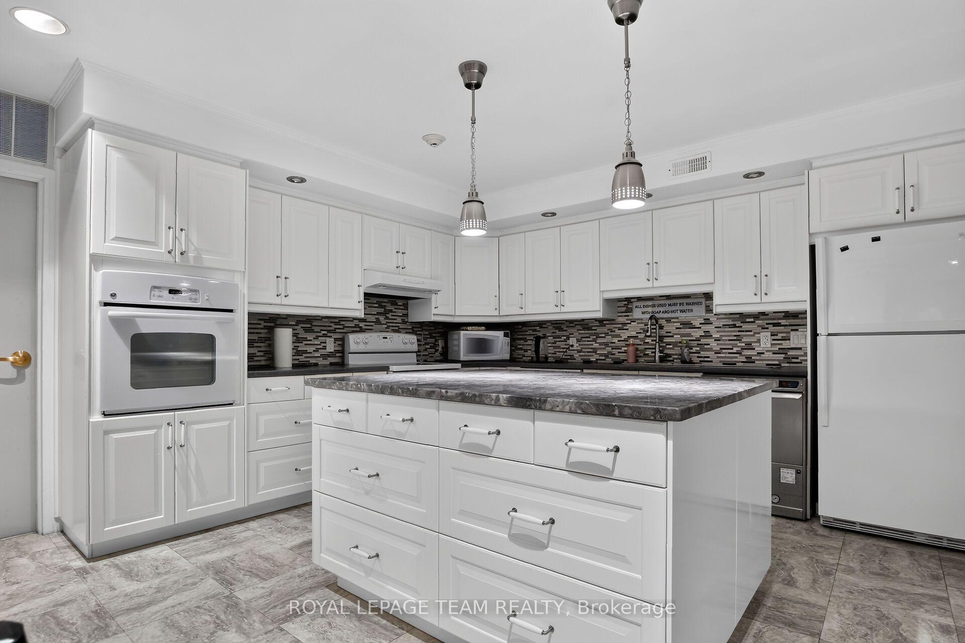 Photo 30 of Unit 202, 1195 Richmond Road, Ottawa, Woodroffe — HOMEH