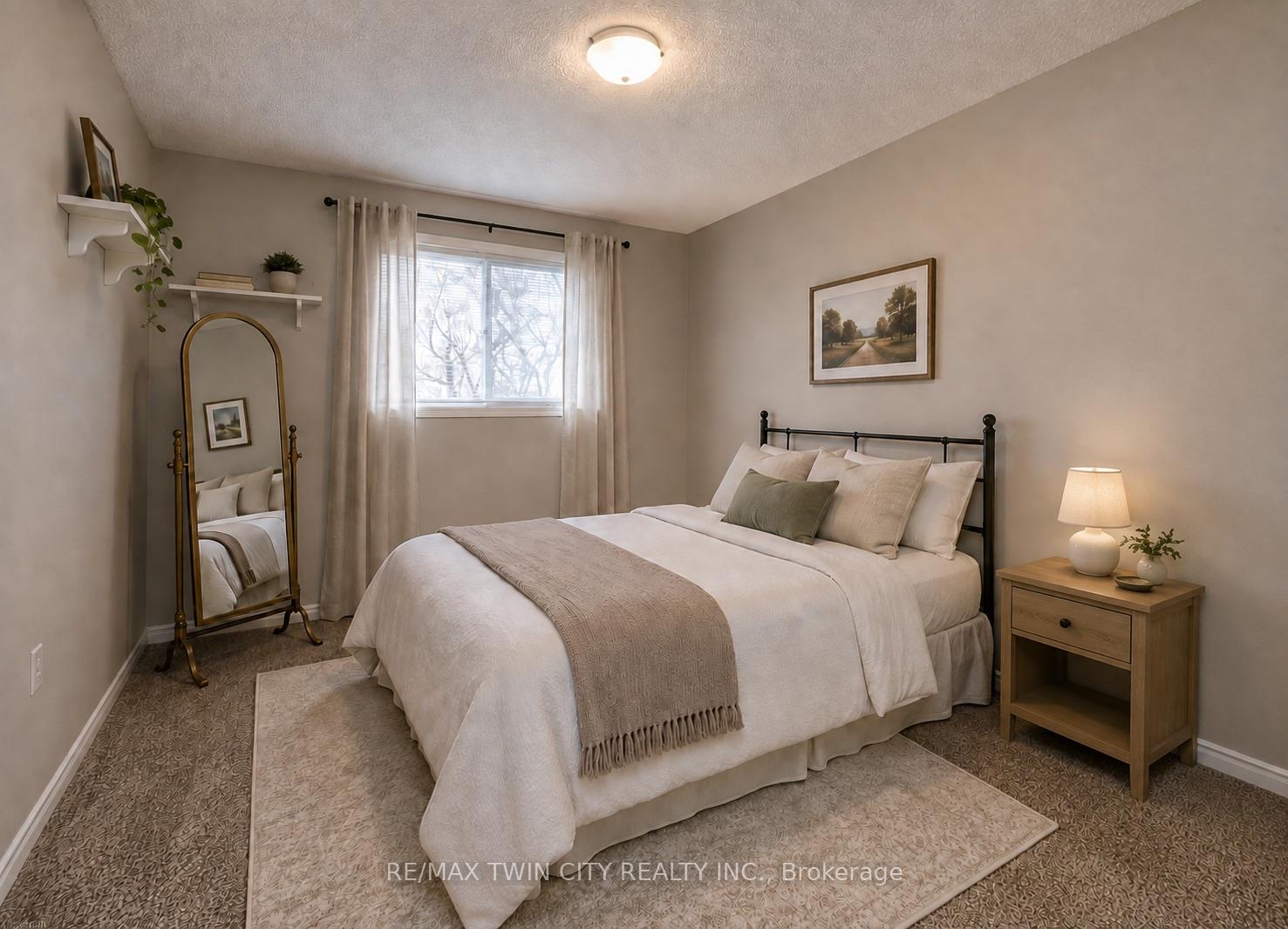 Photo 11 of 652 Jacob Lane, Waterloo, Conservation Meadows — HOMEH