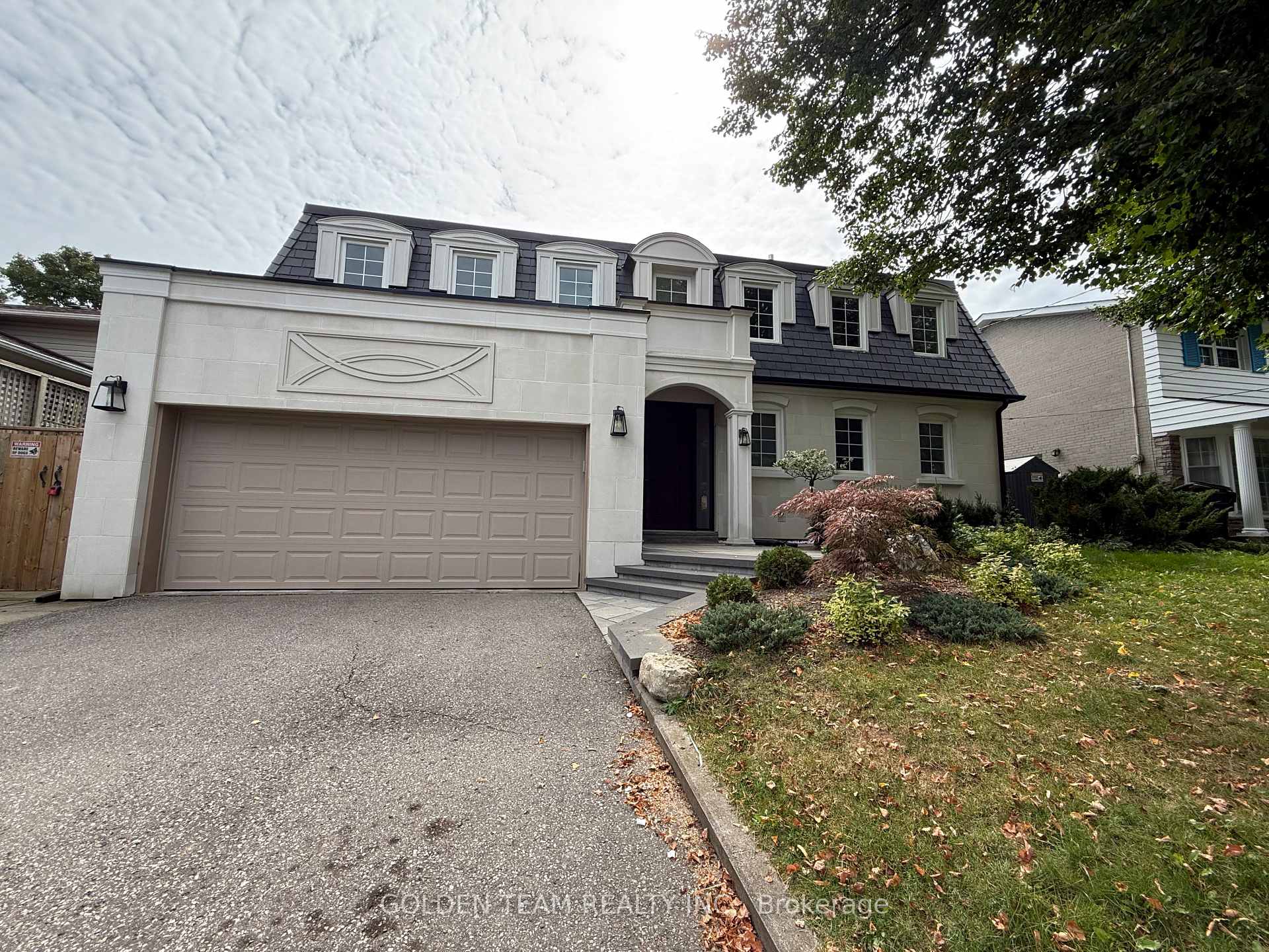 Photo 1 of 4 Knollview Crescent, North York, Bayview Village — HOMEH