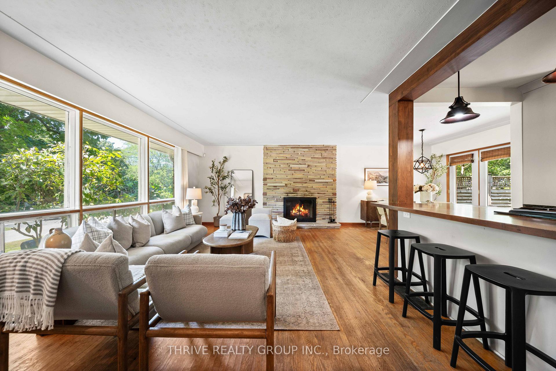 Photo 3 of 85 Bloomfield Drive, London, North J — HOMEH