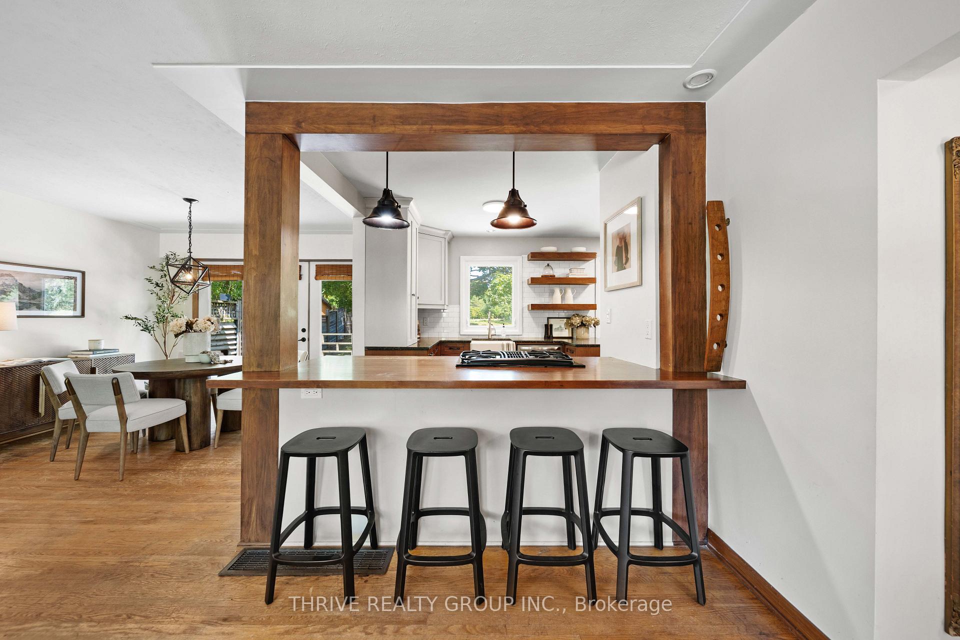 Photo 6 of 85 Bloomfield Drive, London, North J — HOMEH